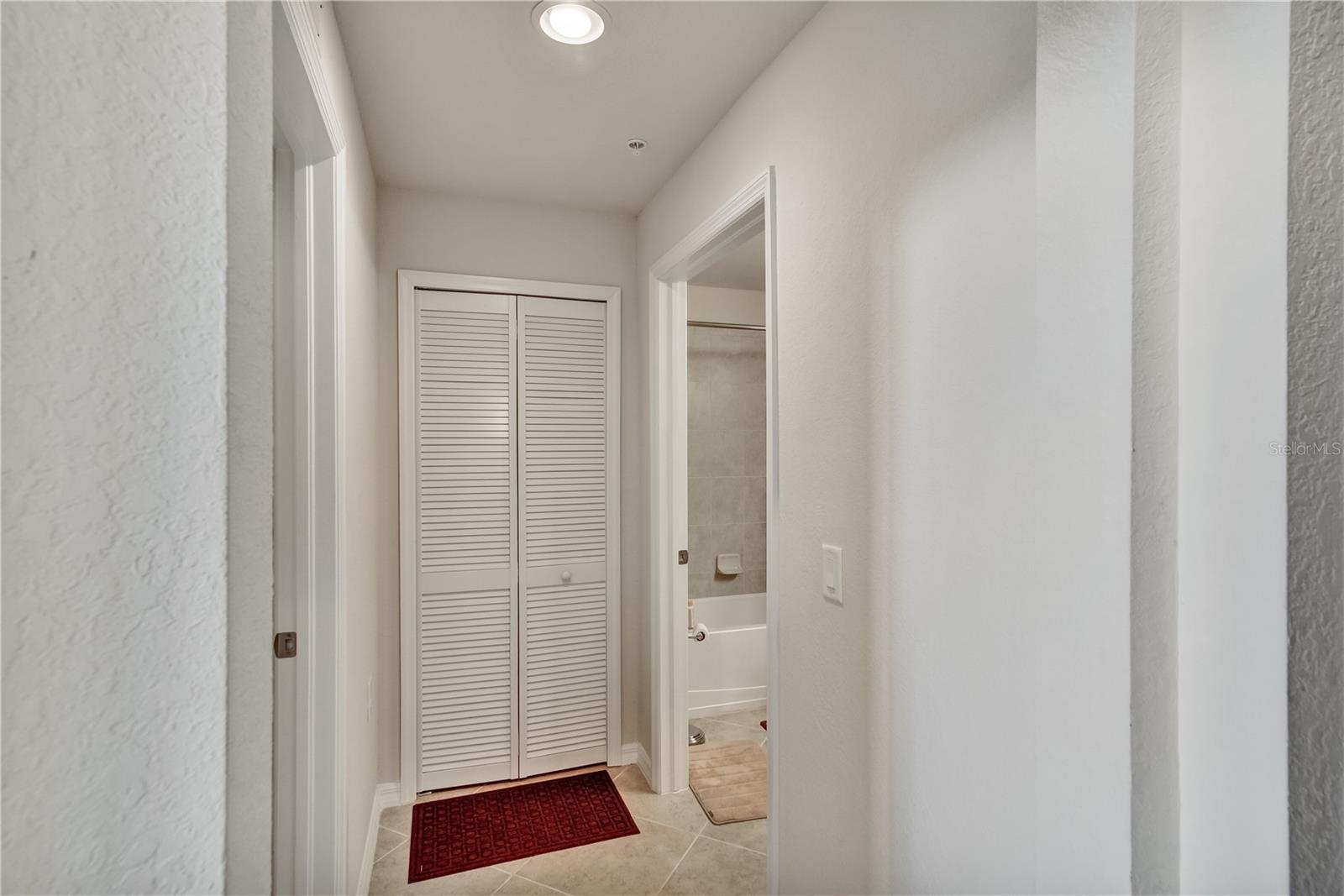 7305 RIVER HAMMOCK DR #204, BRADENTON, FL, 34212
