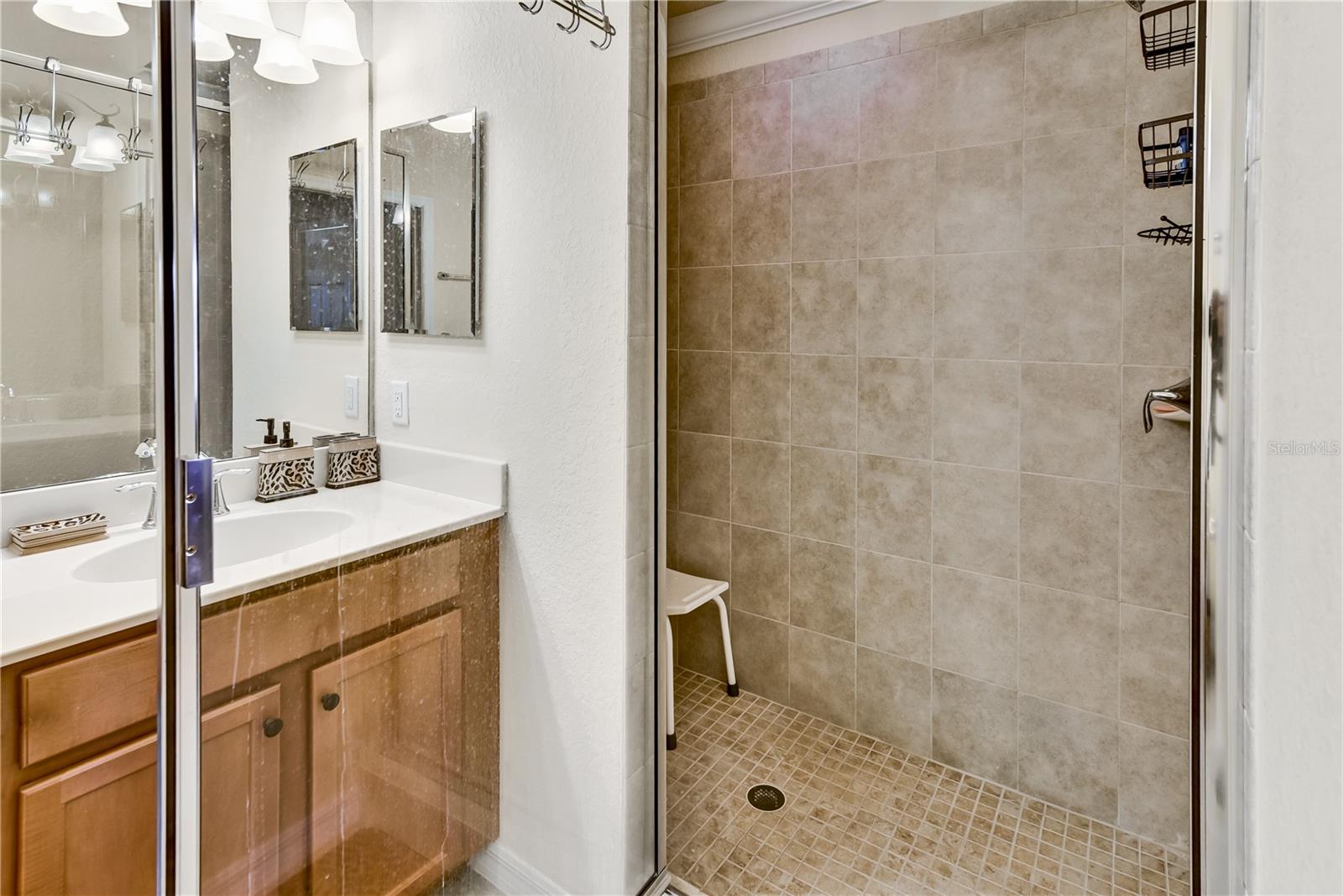 7305 RIVER HAMMOCK DR #204, BRADENTON, FL, 34212