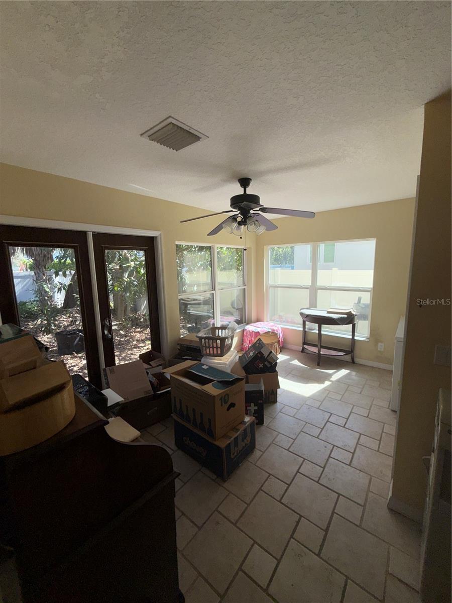 471 W DAVIS BLVD, TAMPA, FL, 33606