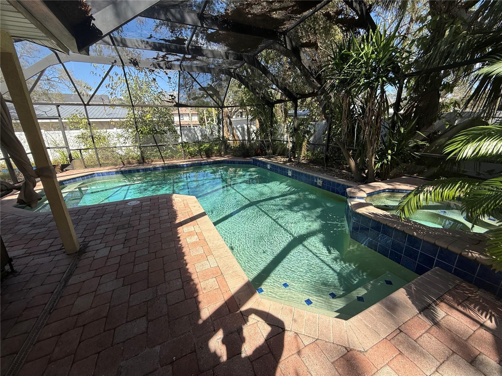 471 W DAVIS BLVD, TAMPA, FL, 33606