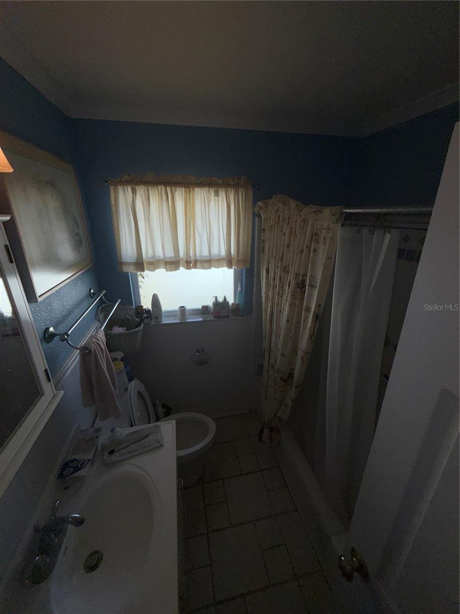 471 W DAVIS BLVD, TAMPA, FL, 33606