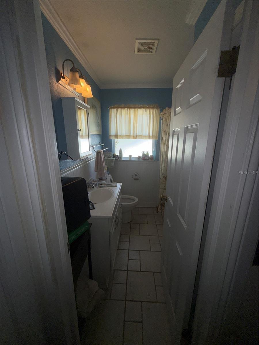 471 W DAVIS BLVD, TAMPA, FL, 33606