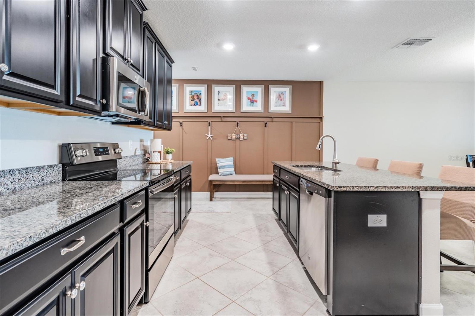 10389 ECHO DOCK LOOP, SAN ANTONIO, FL, 33576