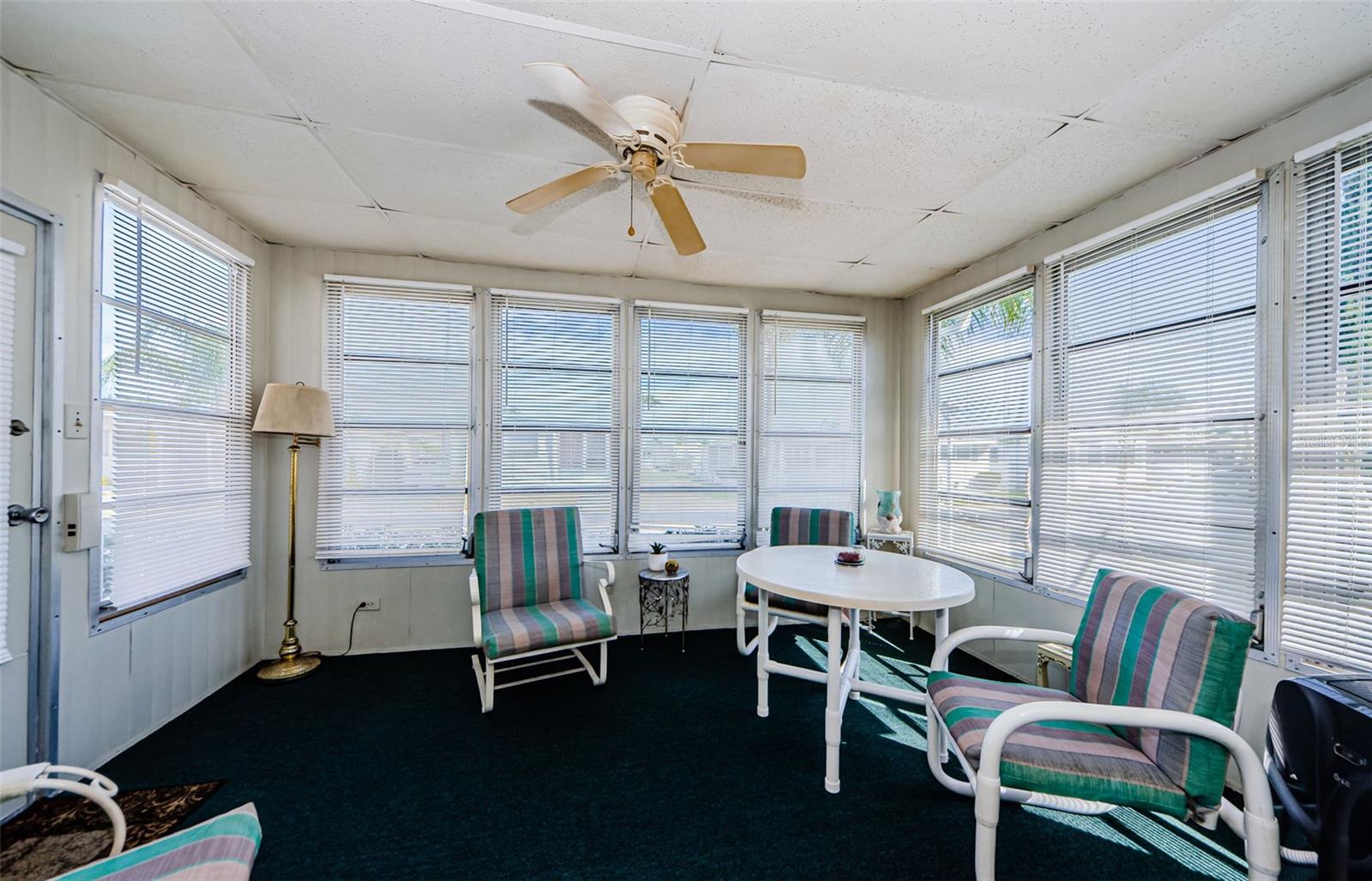 TB8355393 Property Photo