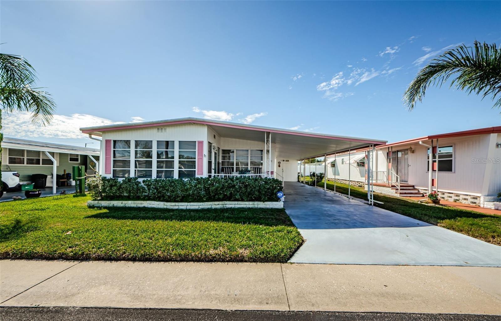 TB8355393 Property Photo