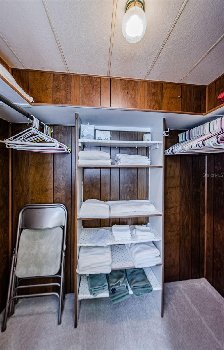 TB8355393 Property Photo