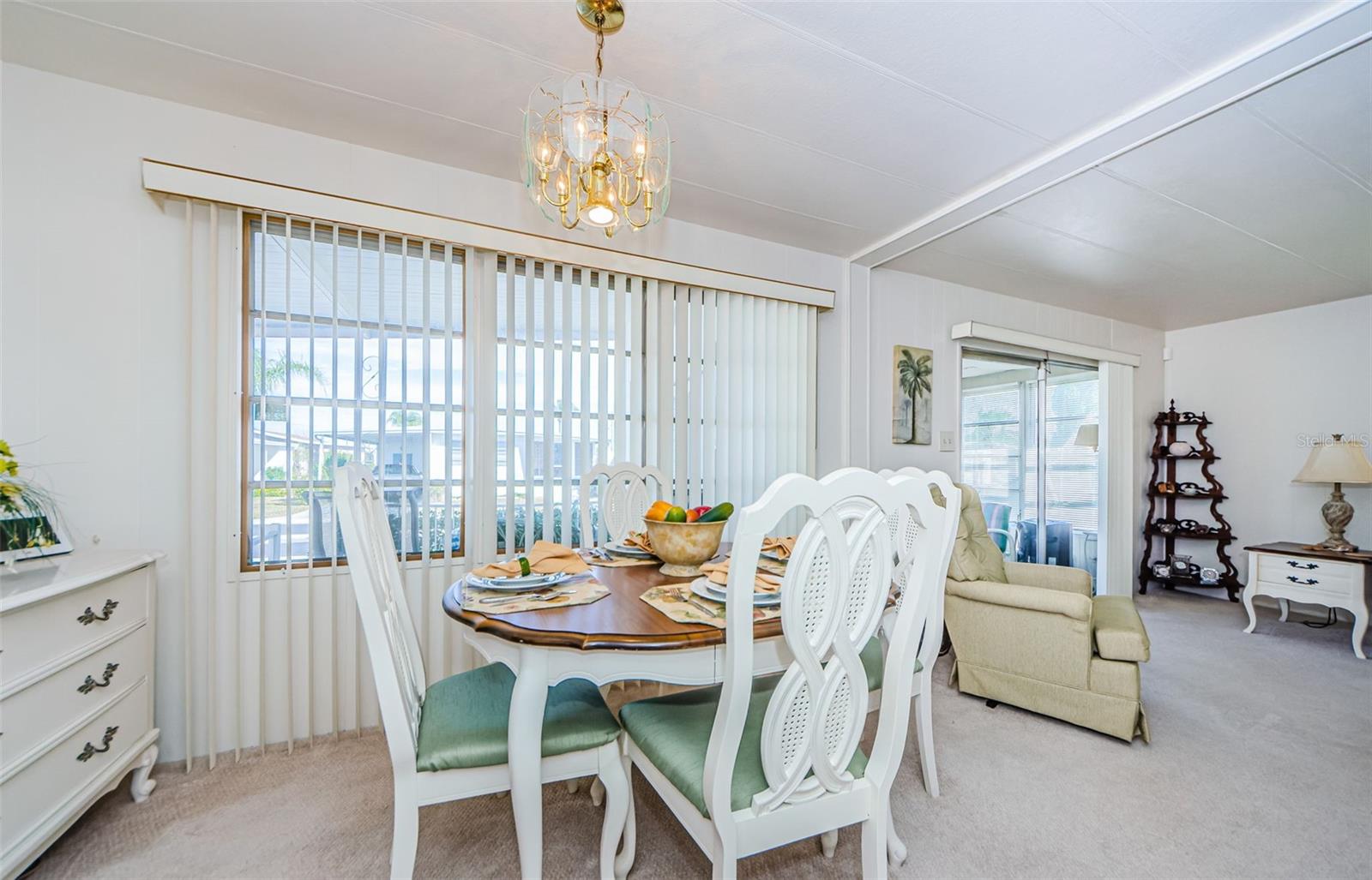 TB8355393 Property Photo