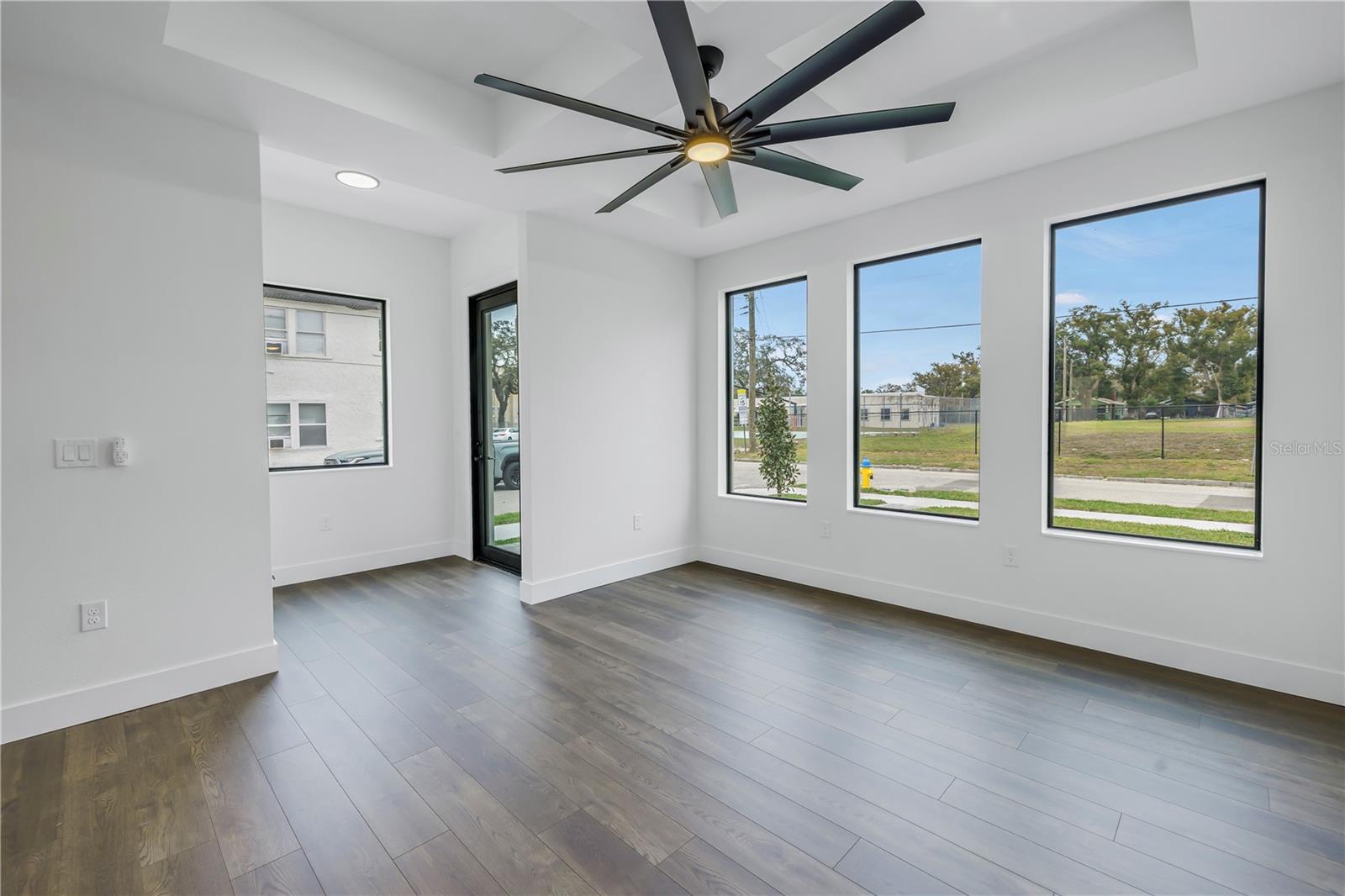 2810 N MASSACHUSETTS AVE, TAMPA, FL, 33602