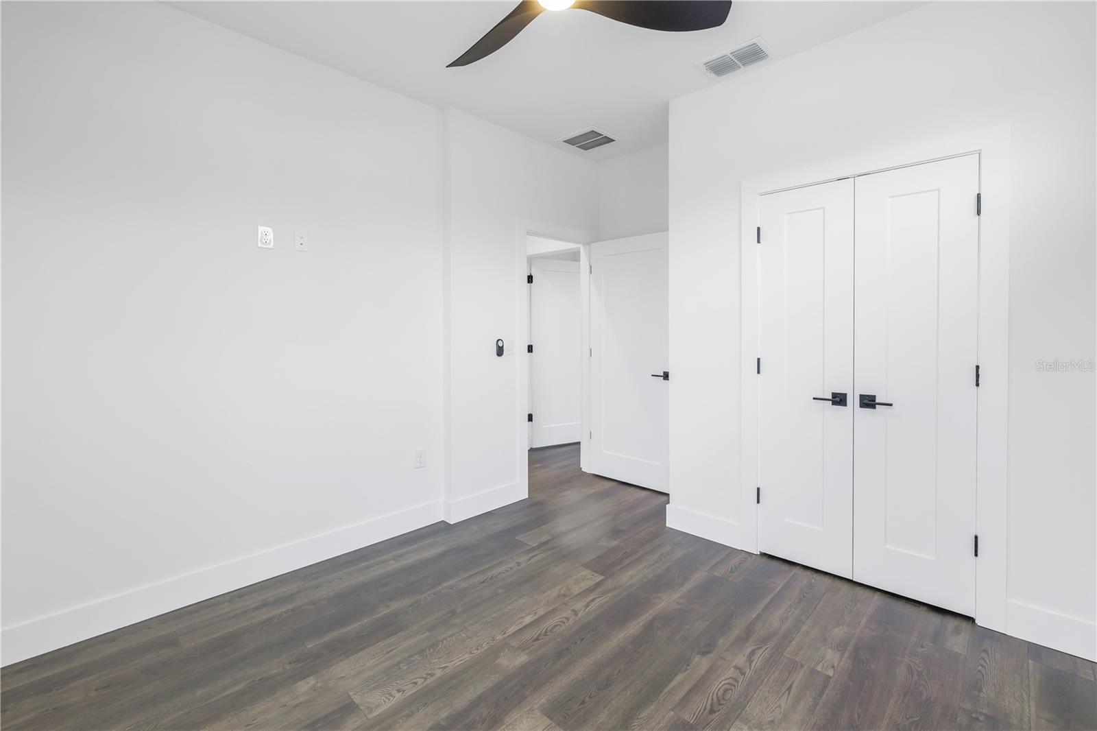2810 N MASSACHUSETTS AVE, TAMPA, FL, 33602