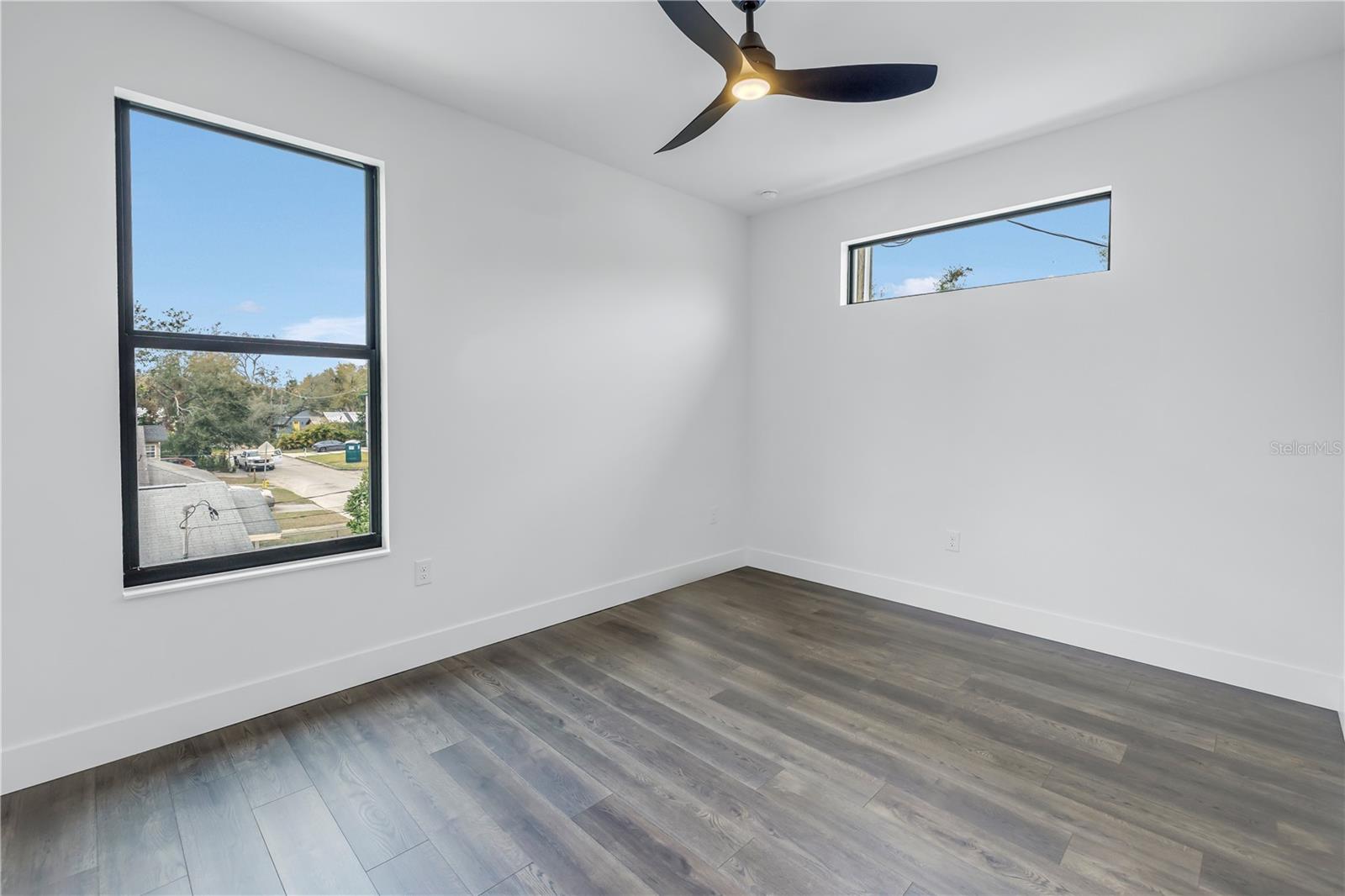 2810 N MASSACHUSETTS AVE, TAMPA, FL, 33602