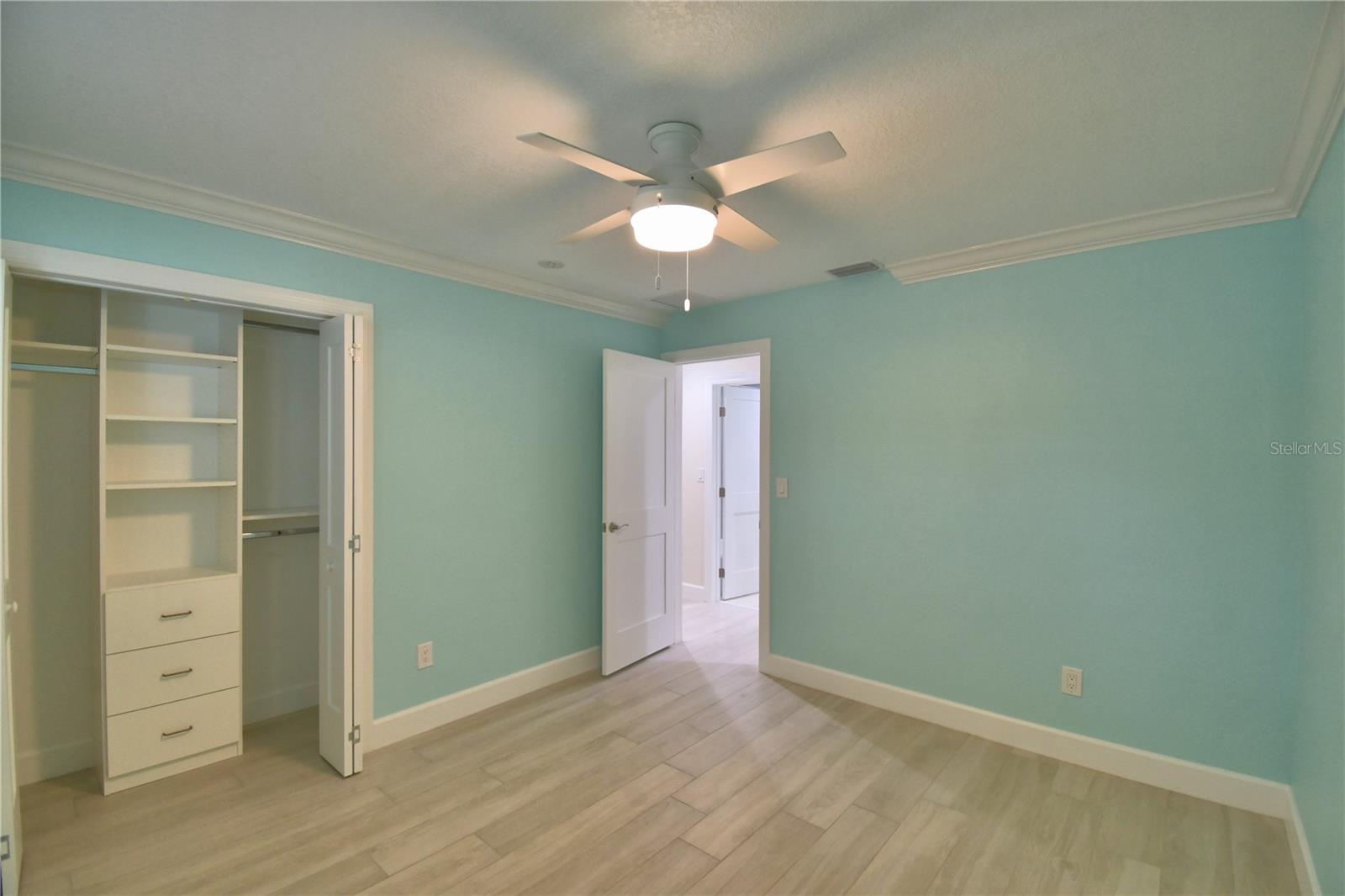 1390 86TH TER N, ST PETERSBURG, FL, 33702