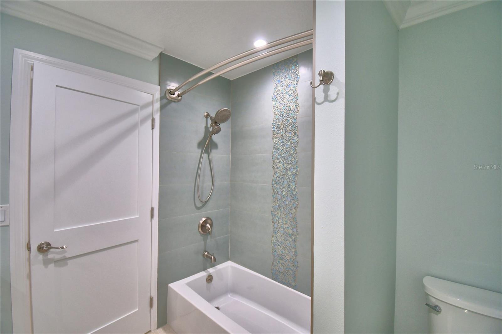 1390 86TH TER N, ST PETERSBURG, FL, 33702