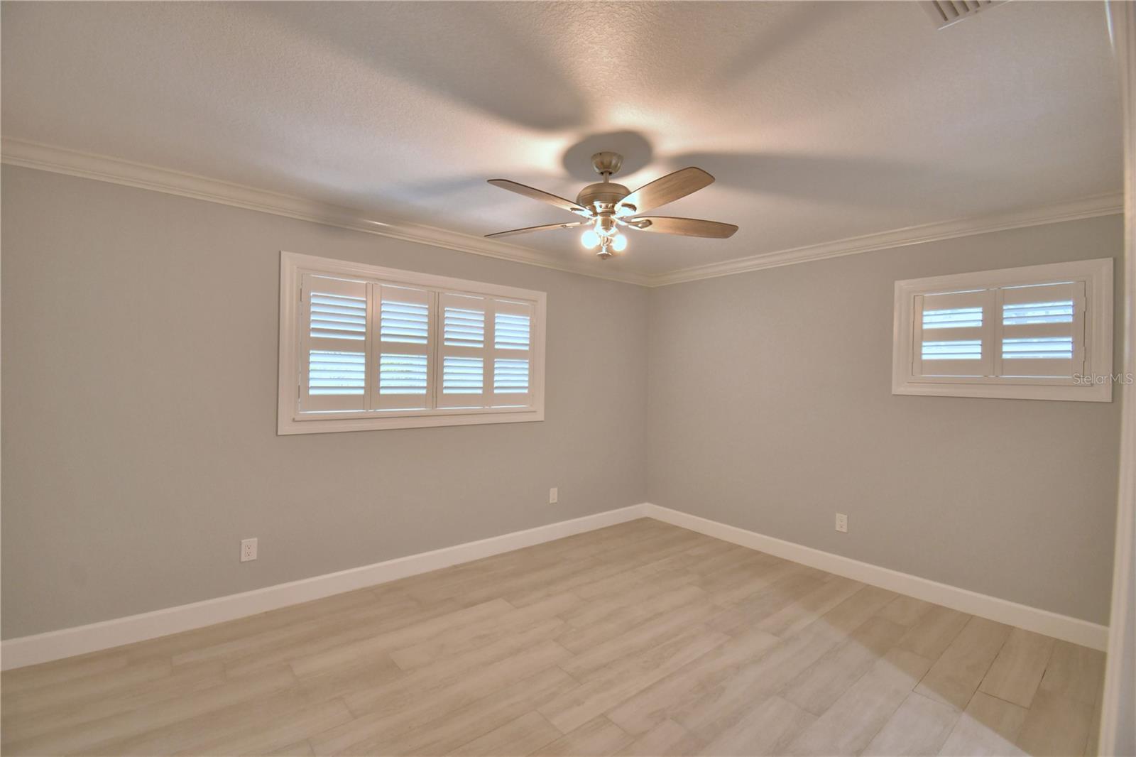1390 86TH TER N, ST PETERSBURG, FL, 33702