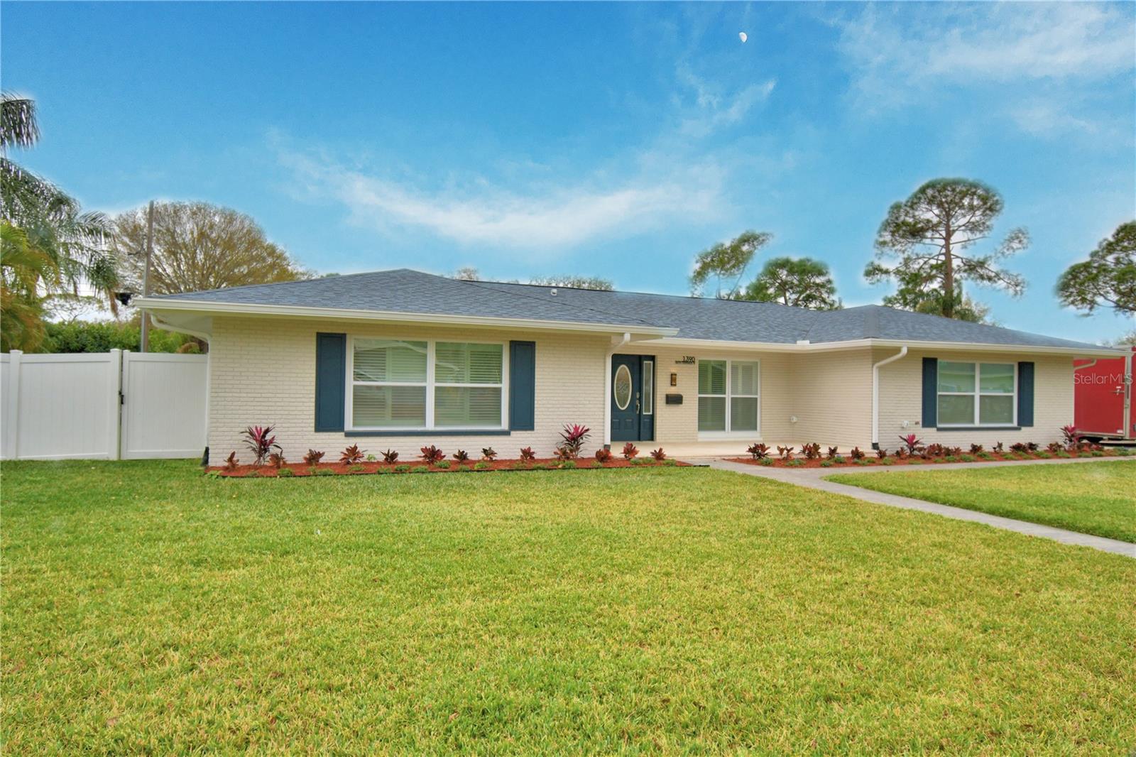 1390 86TH TER N, ST PETERSBURG, FL, 33702
