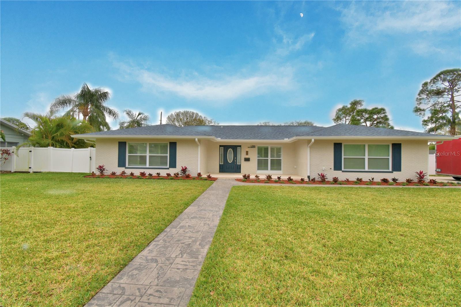 1390 86TH TER N, ST PETERSBURG, FL, 33702