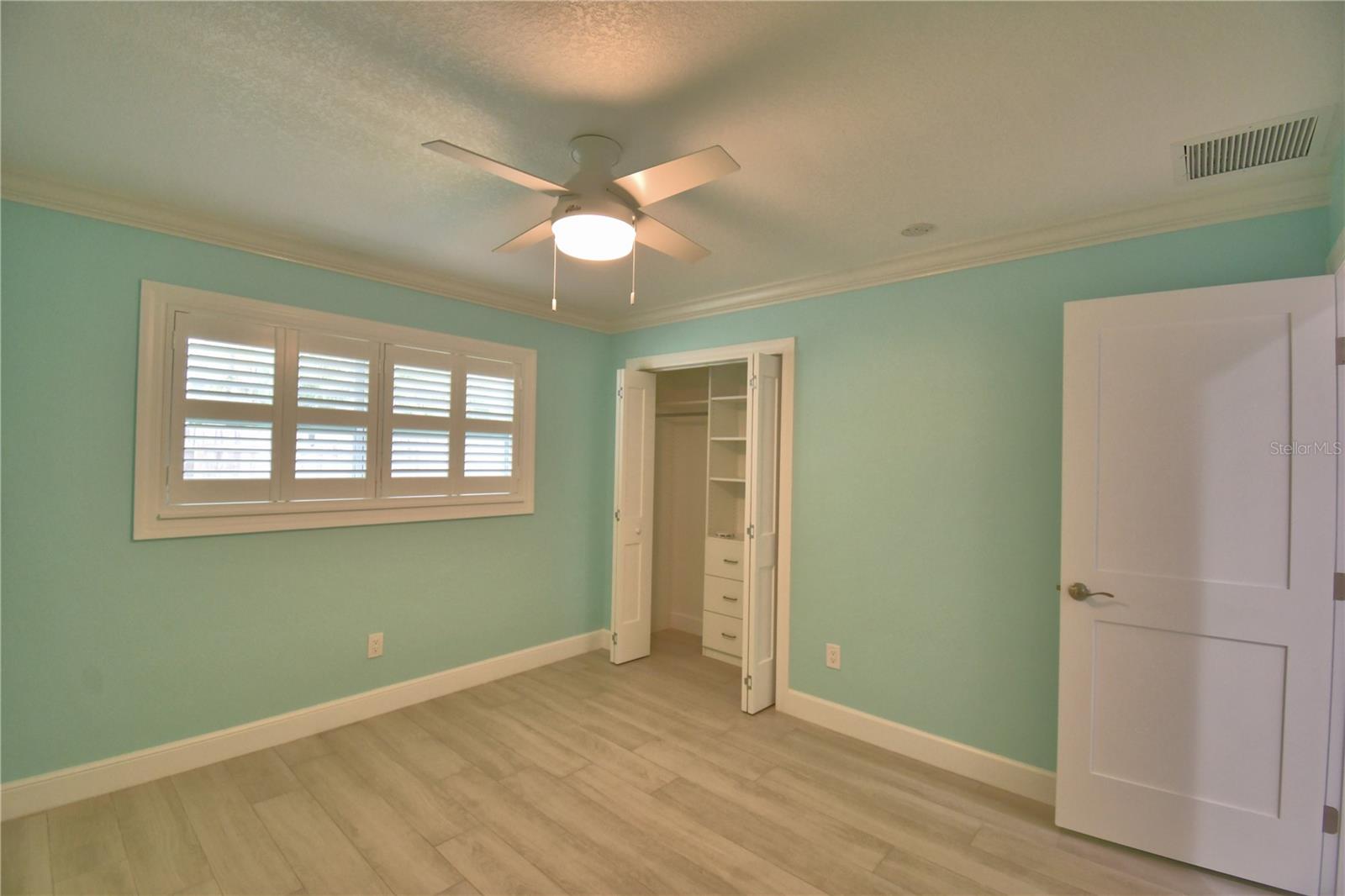 1390 86TH TER N, ST PETERSBURG, FL, 33702