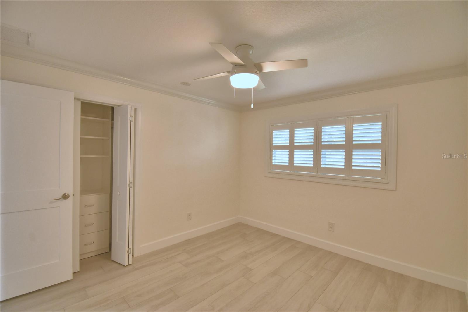 1390 86TH TER N, ST PETERSBURG, FL, 33702