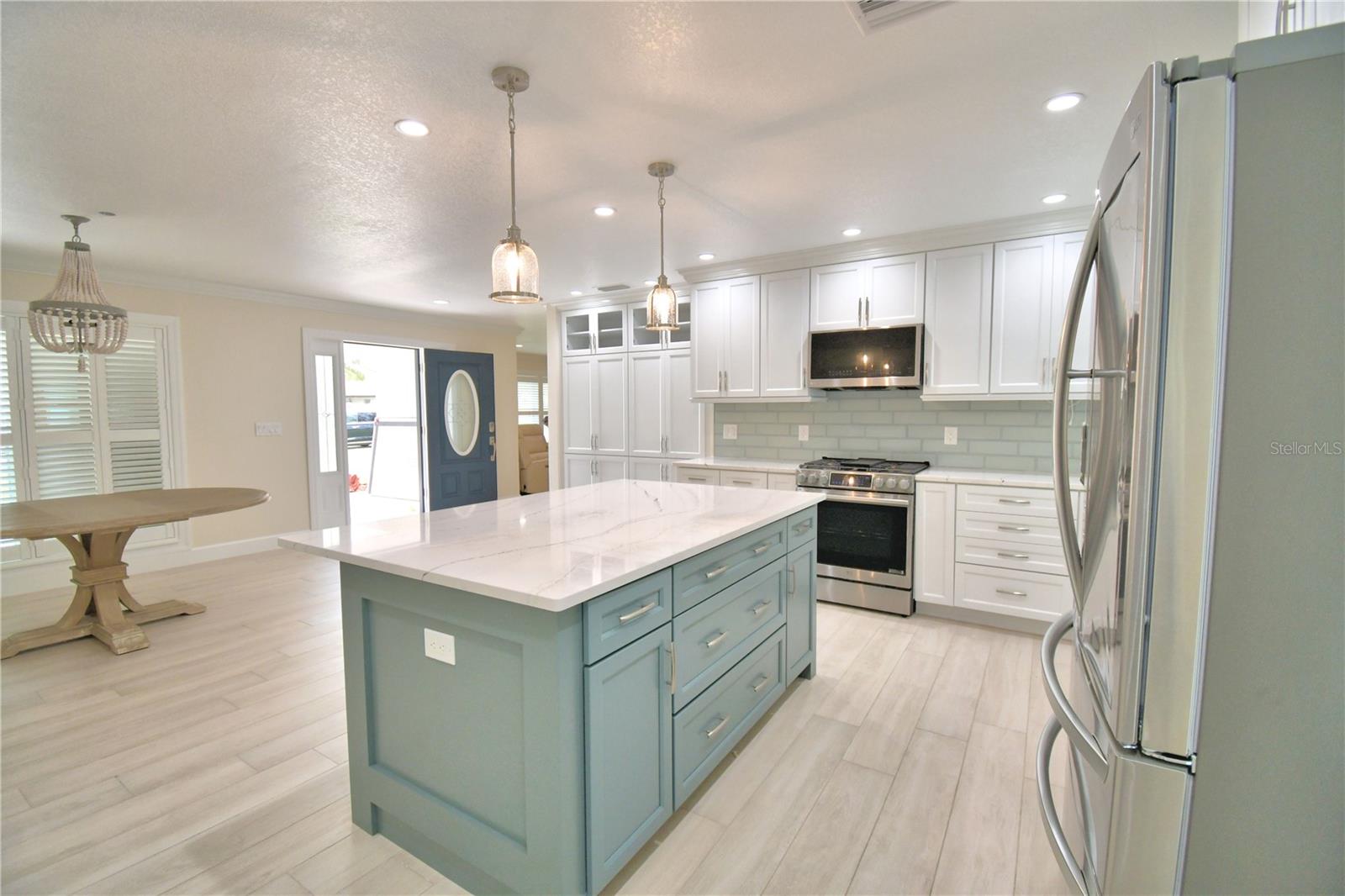 1390 86TH TER N, ST PETERSBURG, FL, 33702