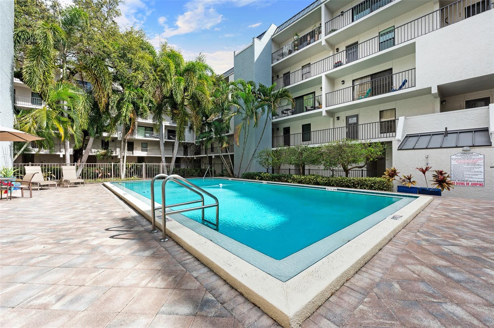 105 4TH AVE NE #405, ST PETERSBURG, FL, 33701