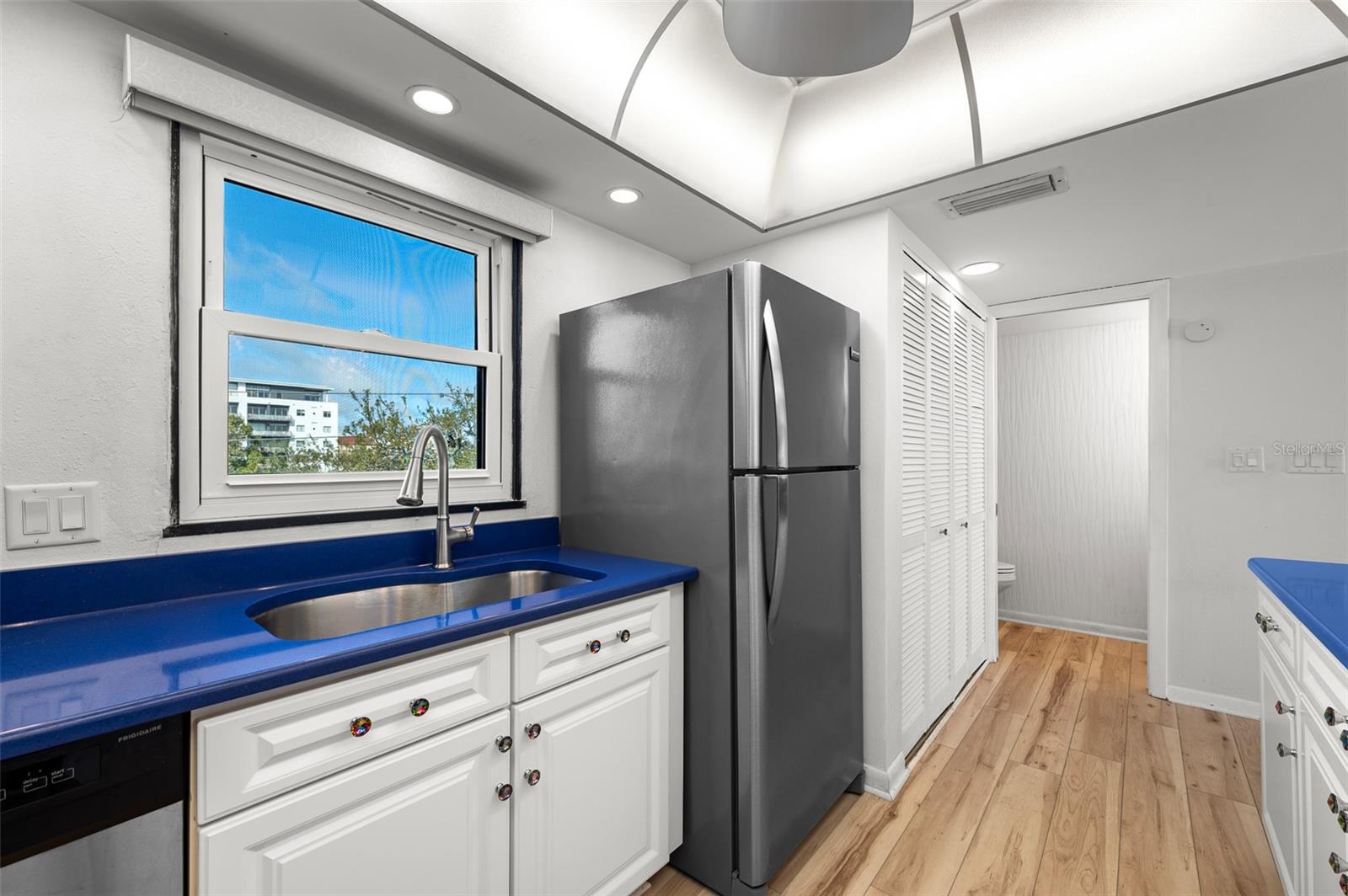 105 4TH AVE NE #405, ST PETERSBURG, FL, 33701