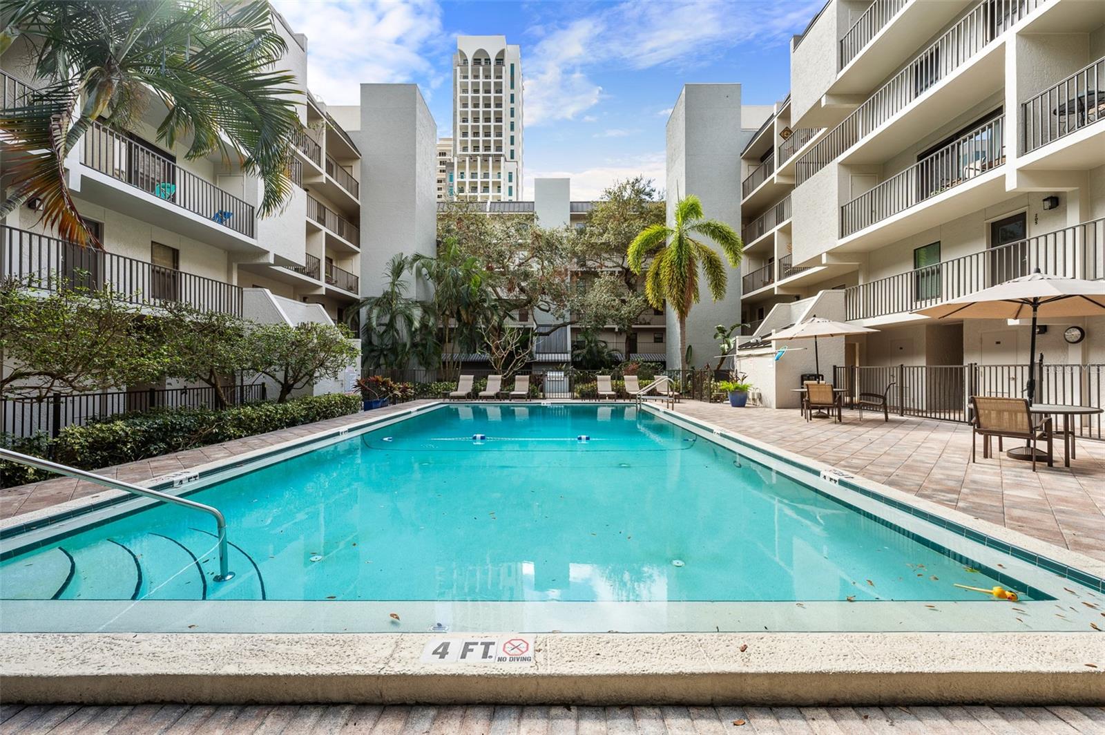 105 4TH AVE NE #405, ST PETERSBURG, FL, 33701