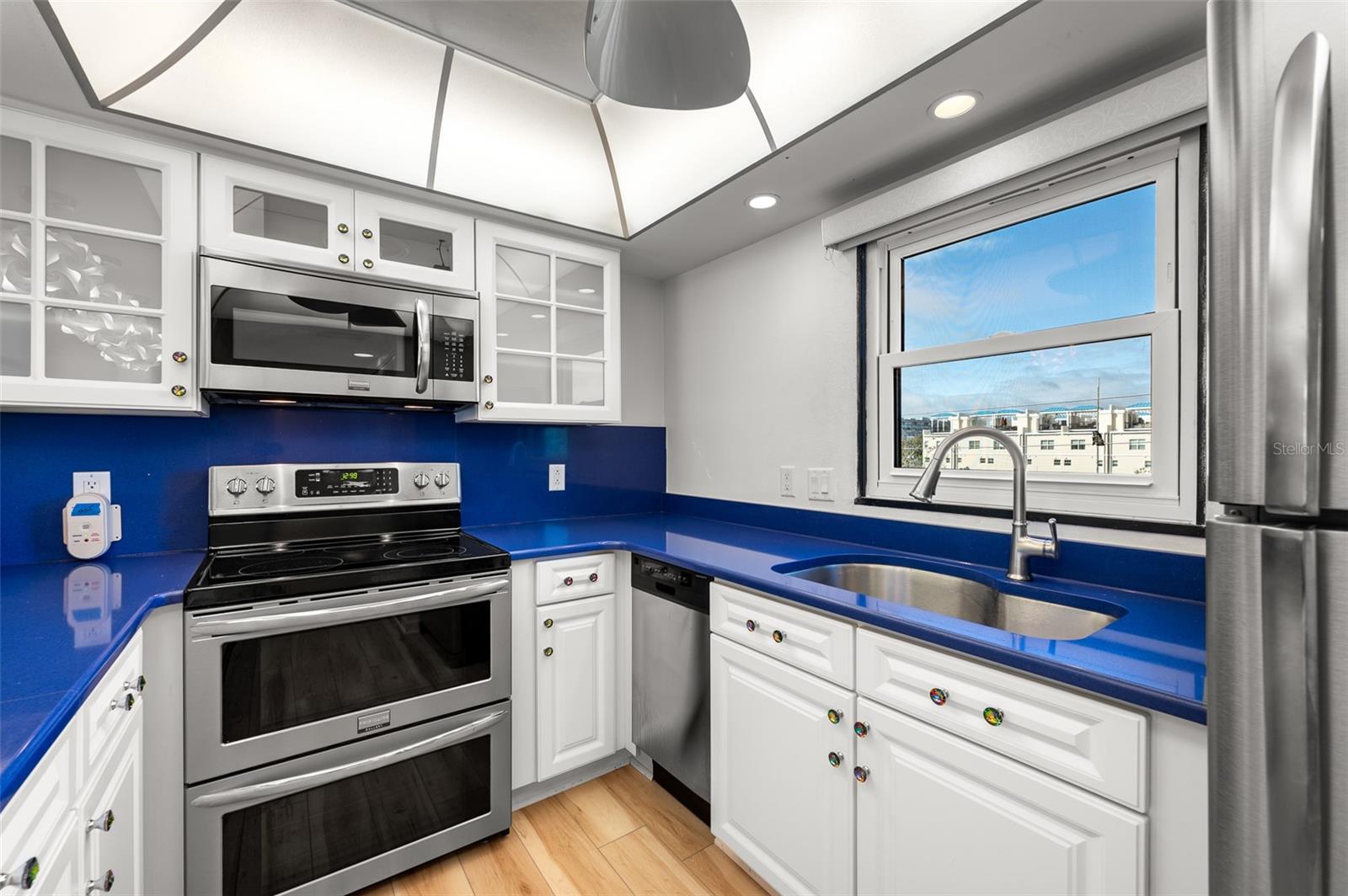 105 4TH AVE NE #405, ST PETERSBURG, FL, 33701
