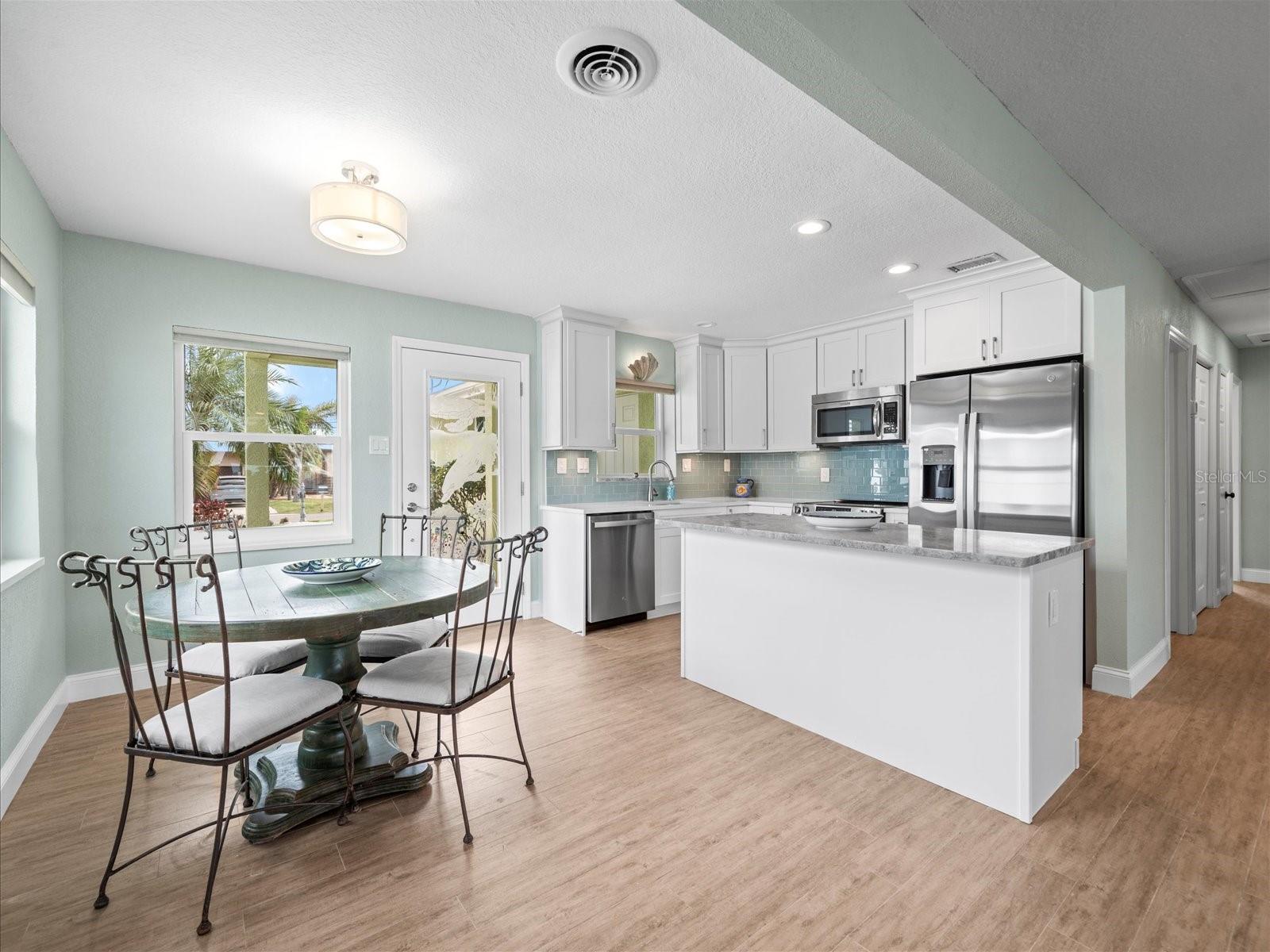 16125 4TH ST E, REDINGTON BEACH, FL, 33708
