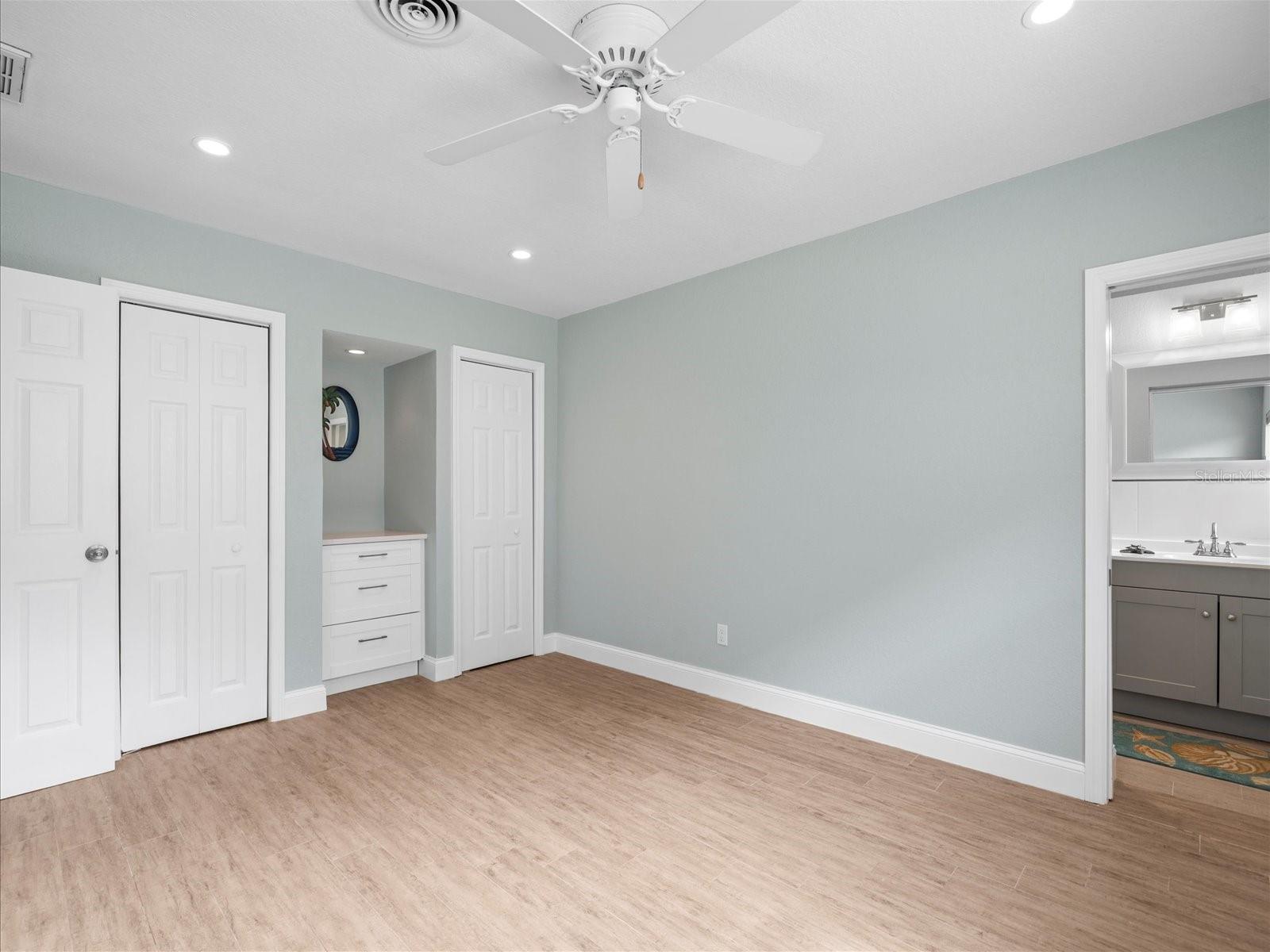 16125 4TH ST E, REDINGTON BEACH, FL, 33708
