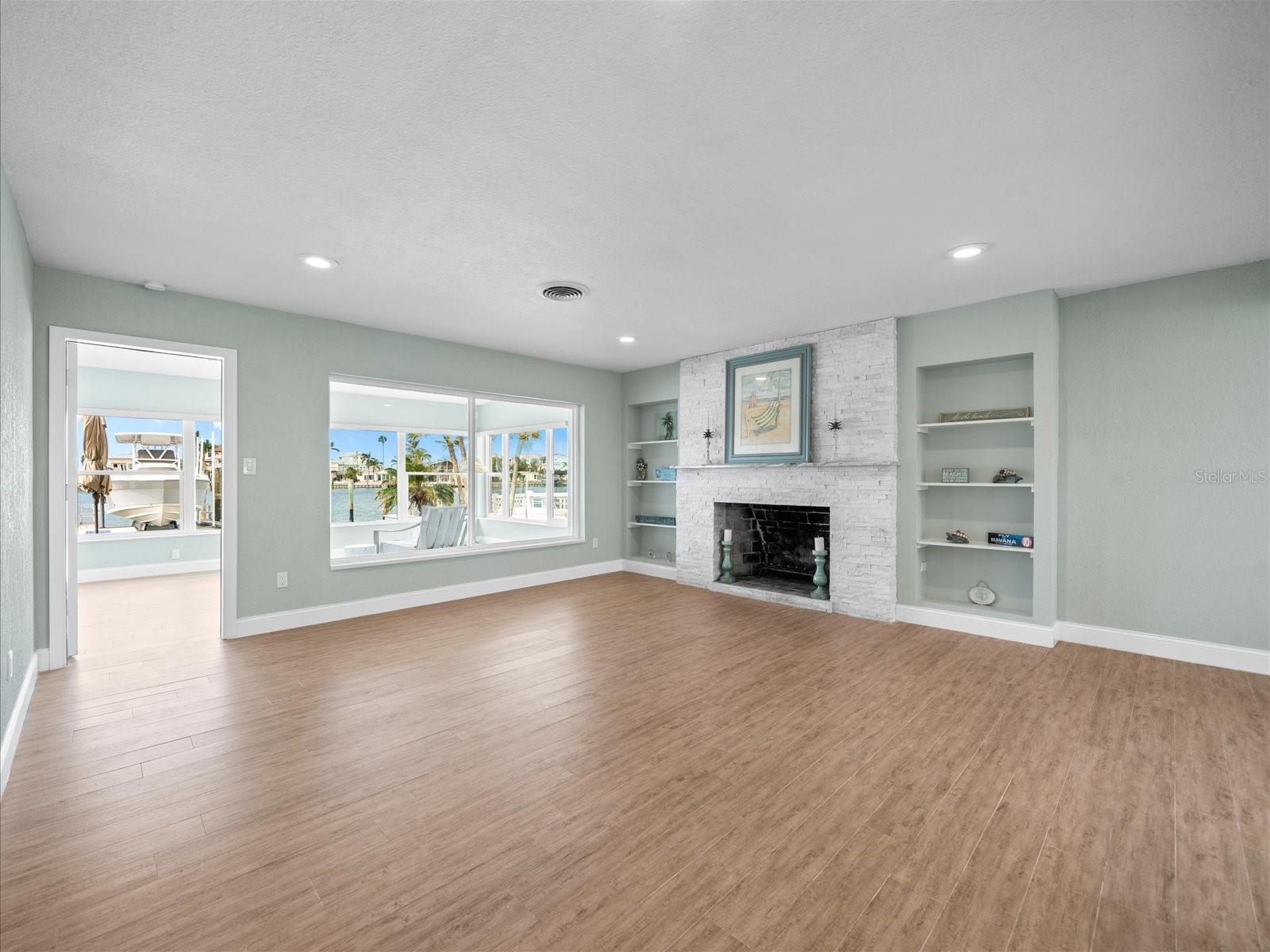 16125 4TH ST E, REDINGTON BEACH, FL, 33708