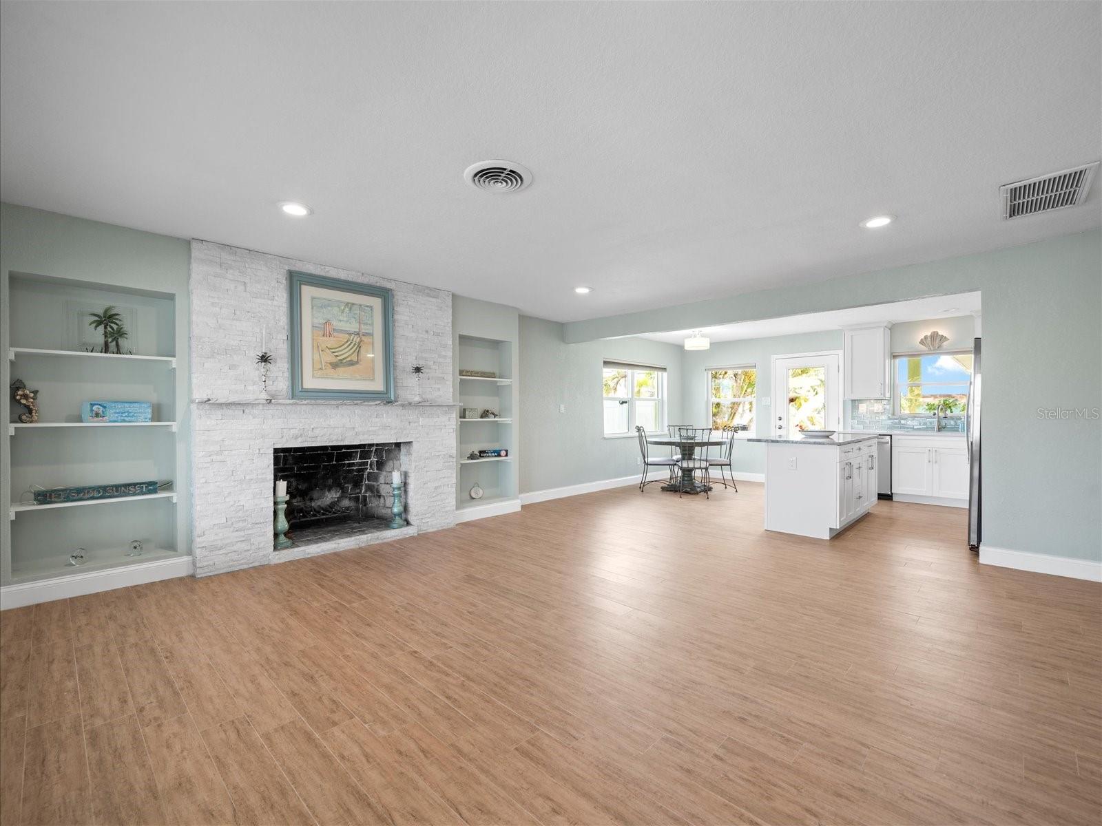 16125 4TH ST E, REDINGTON BEACH, FL, 33708