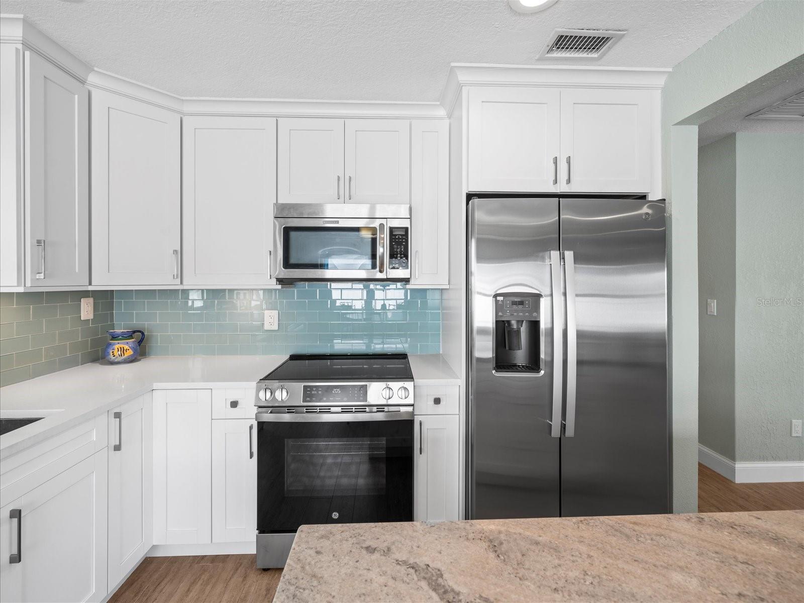 16125 4TH ST E, REDINGTON BEACH, FL, 33708