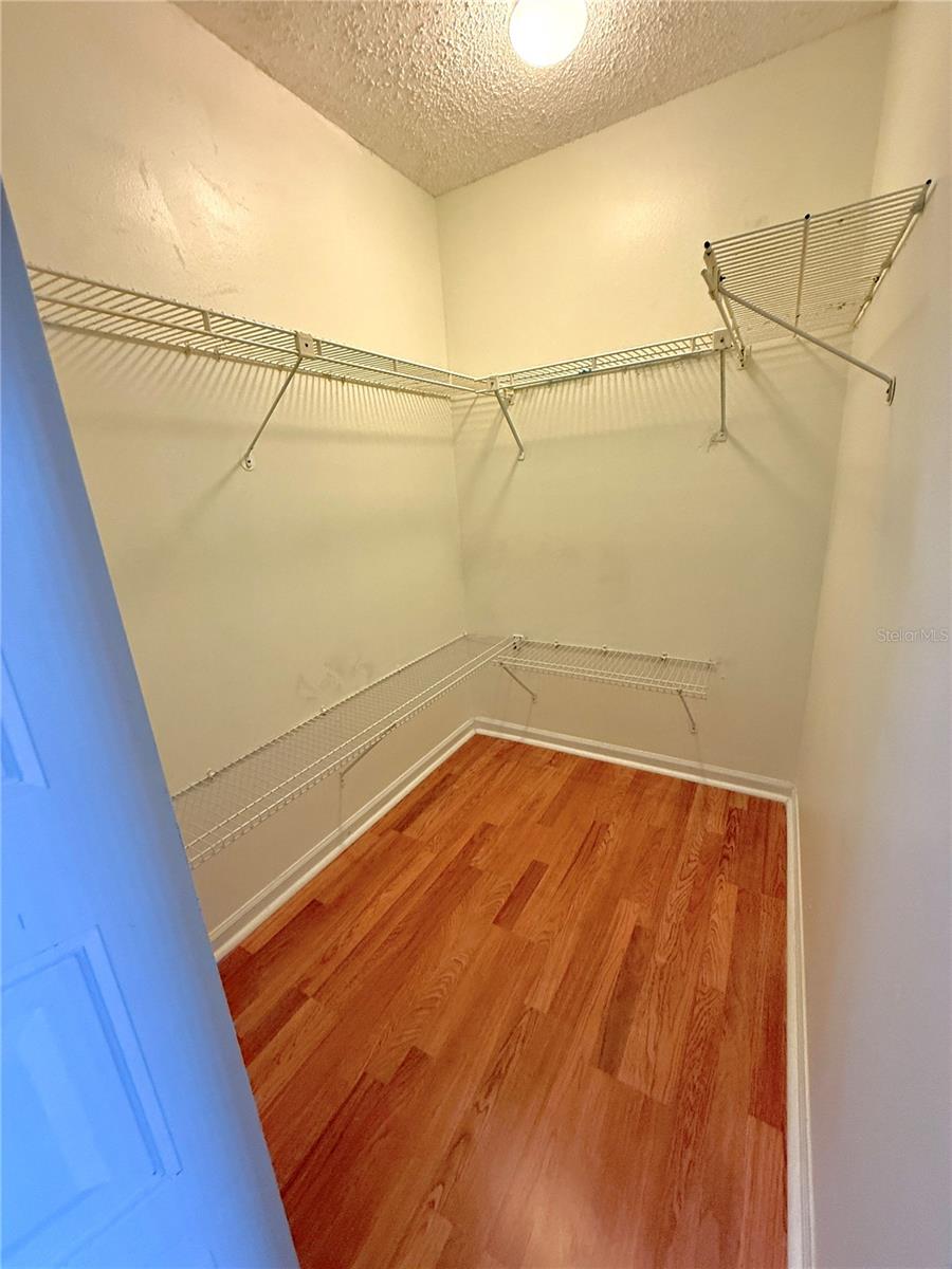 331 CLUB MANOR DR, SUN CITY CENTER, FL, 33573