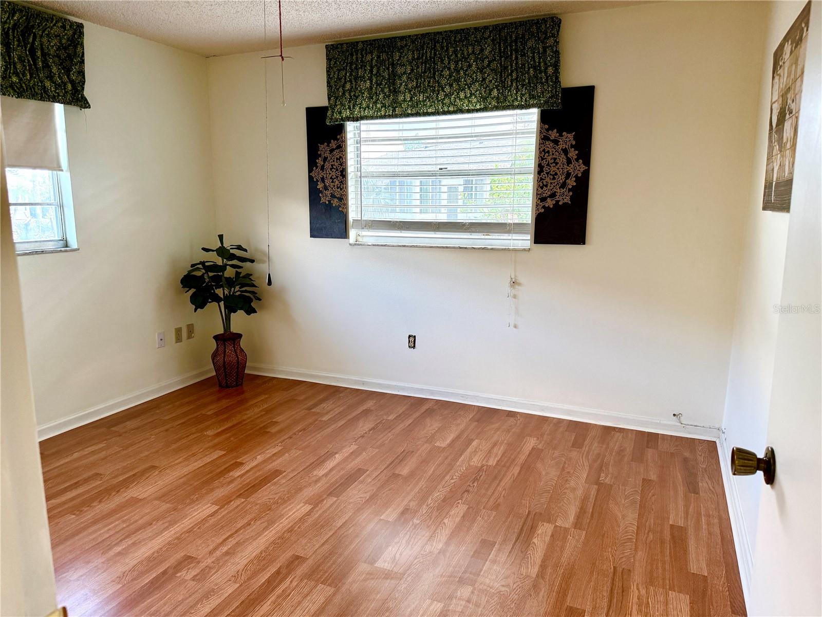 331 CLUB MANOR DR, SUN CITY CENTER, FL, 33573
