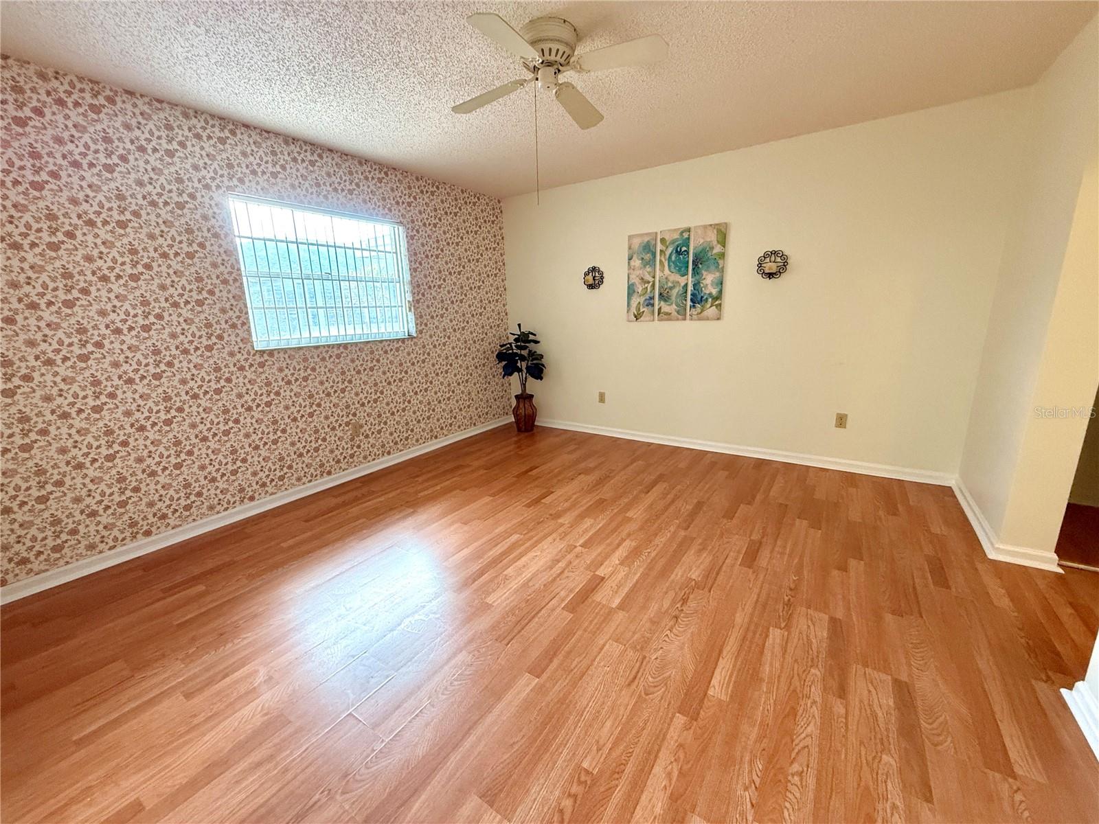 331 CLUB MANOR DR, SUN CITY CENTER, FL, 33573