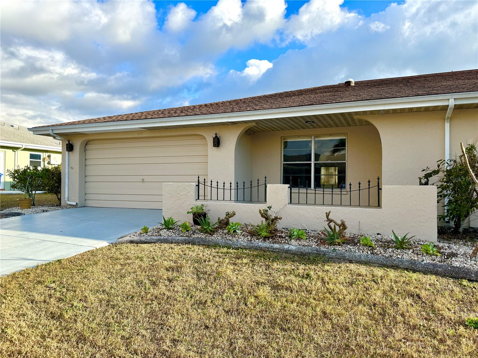 331 CLUB MANOR DR, SUN CITY CENTER, FL, 33573