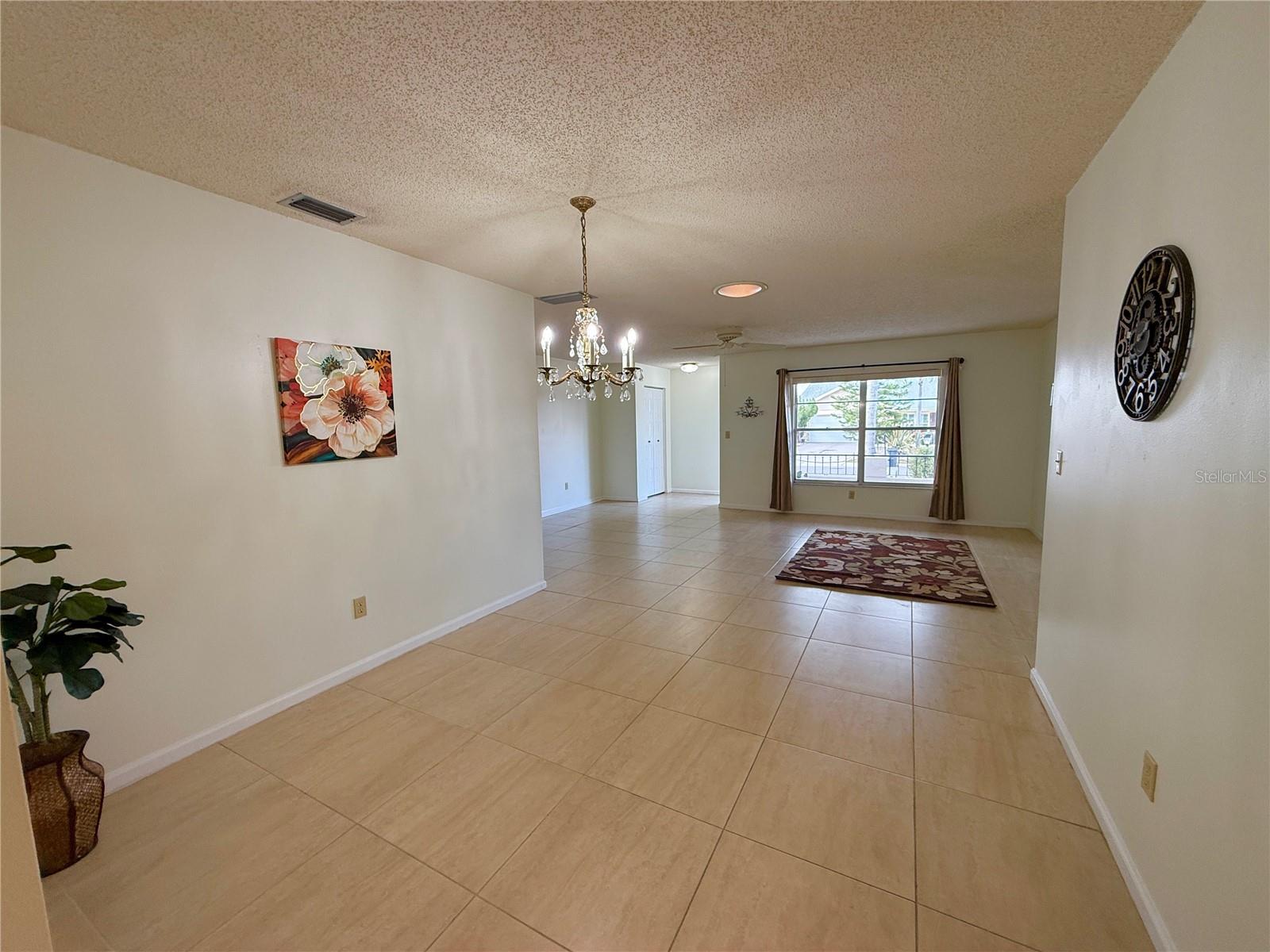 331 CLUB MANOR DR, SUN CITY CENTER, FL, 33573