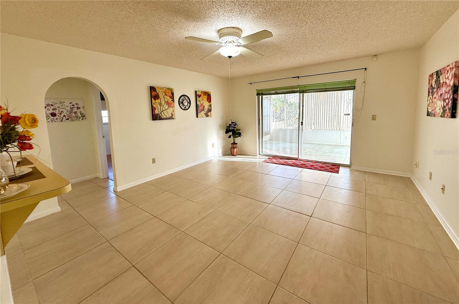 331 CLUB MANOR DR, SUN CITY CENTER, FL, 33573