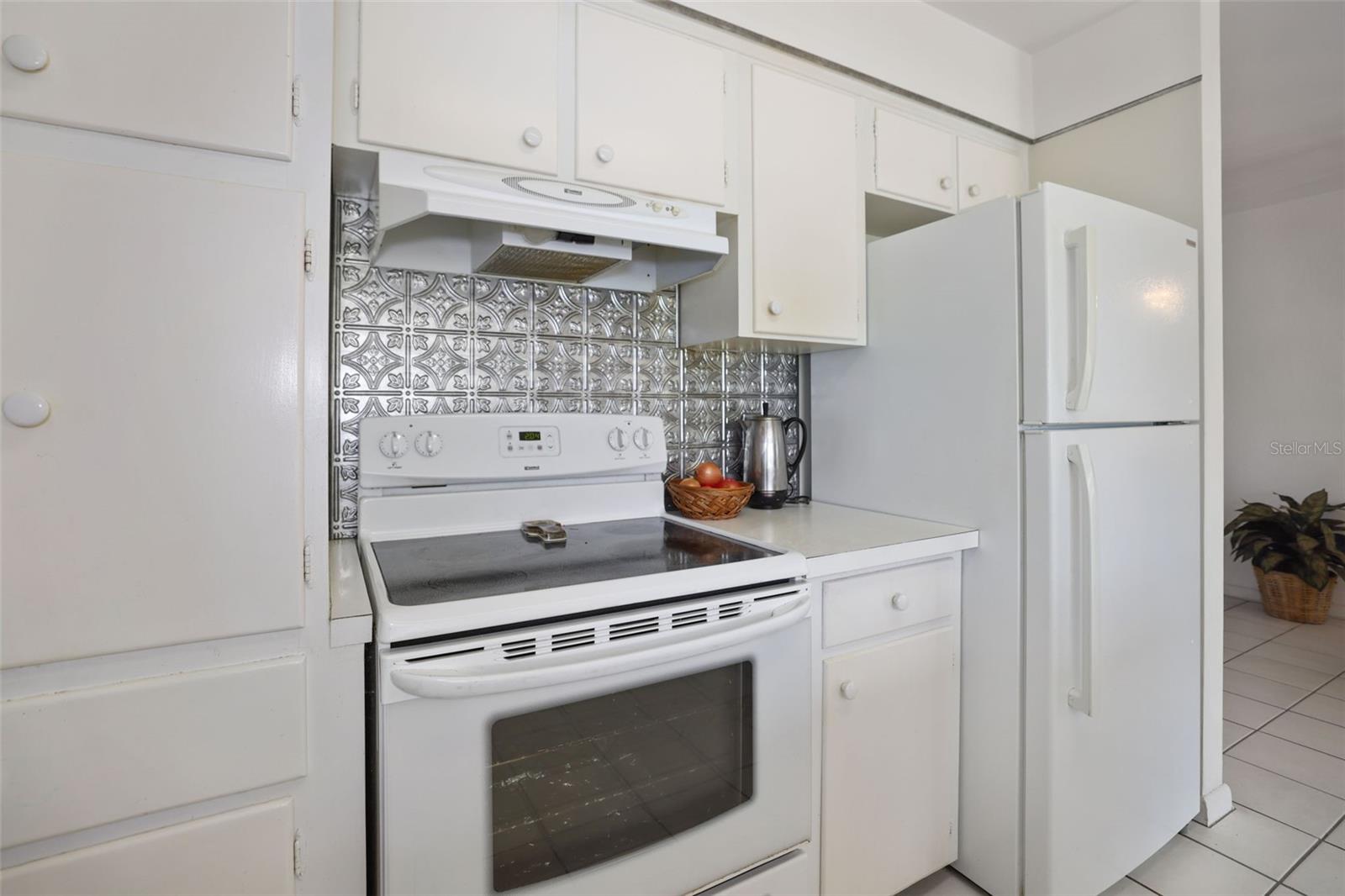 1484 GLADYS CIR, DUNEDIN, FL, 34698
