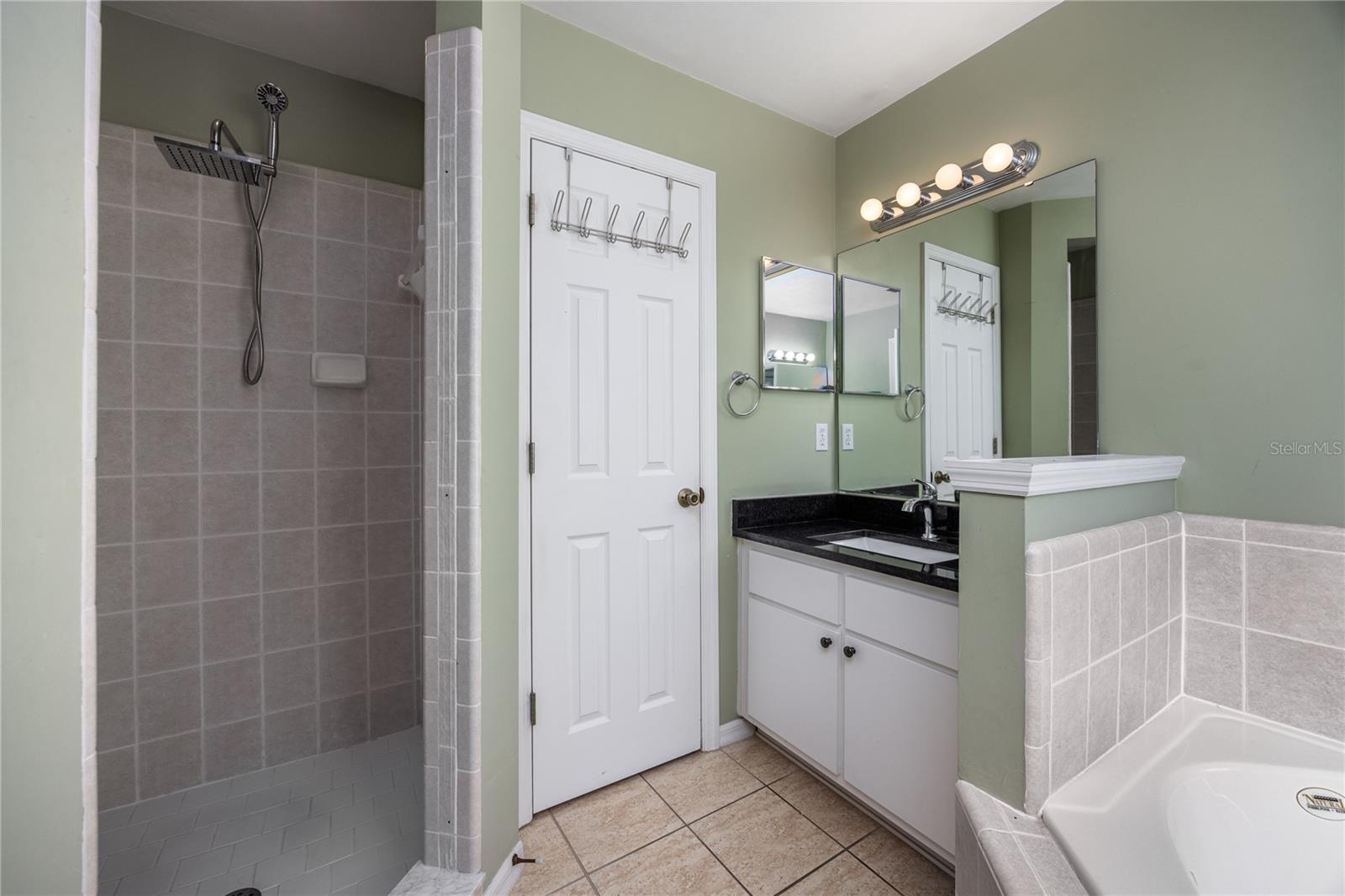 2136 NW 87TH TER, GAINESVILLE, FL, 32606