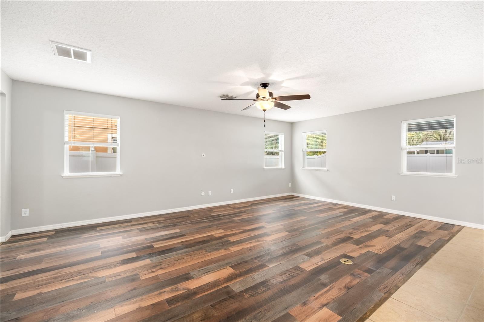 1317 INDEPENDENCE LN, MOUNT DORA, FL, 32757