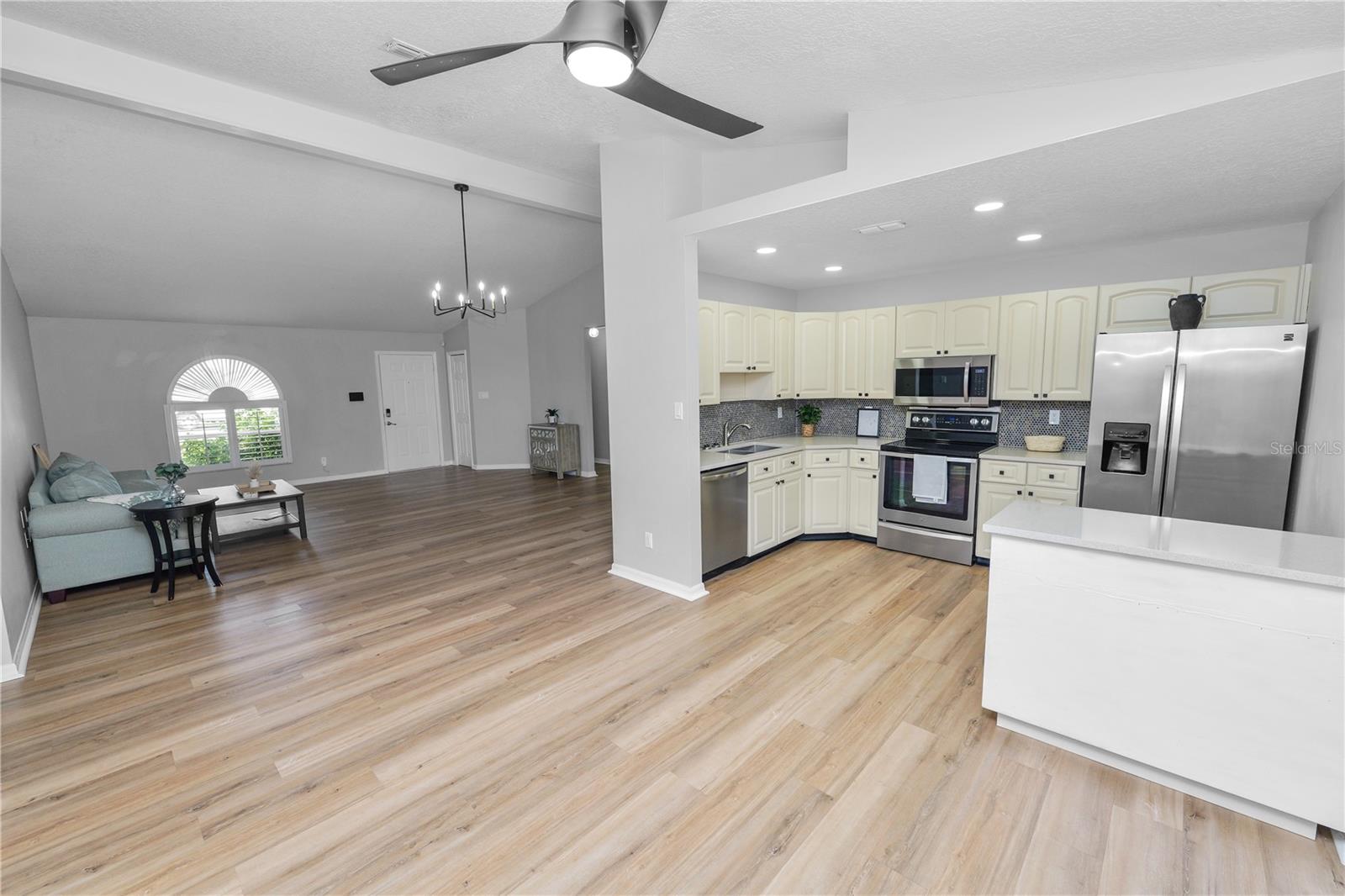 5252 MONTSERRAT DR, LAKELAND, FL, 33812