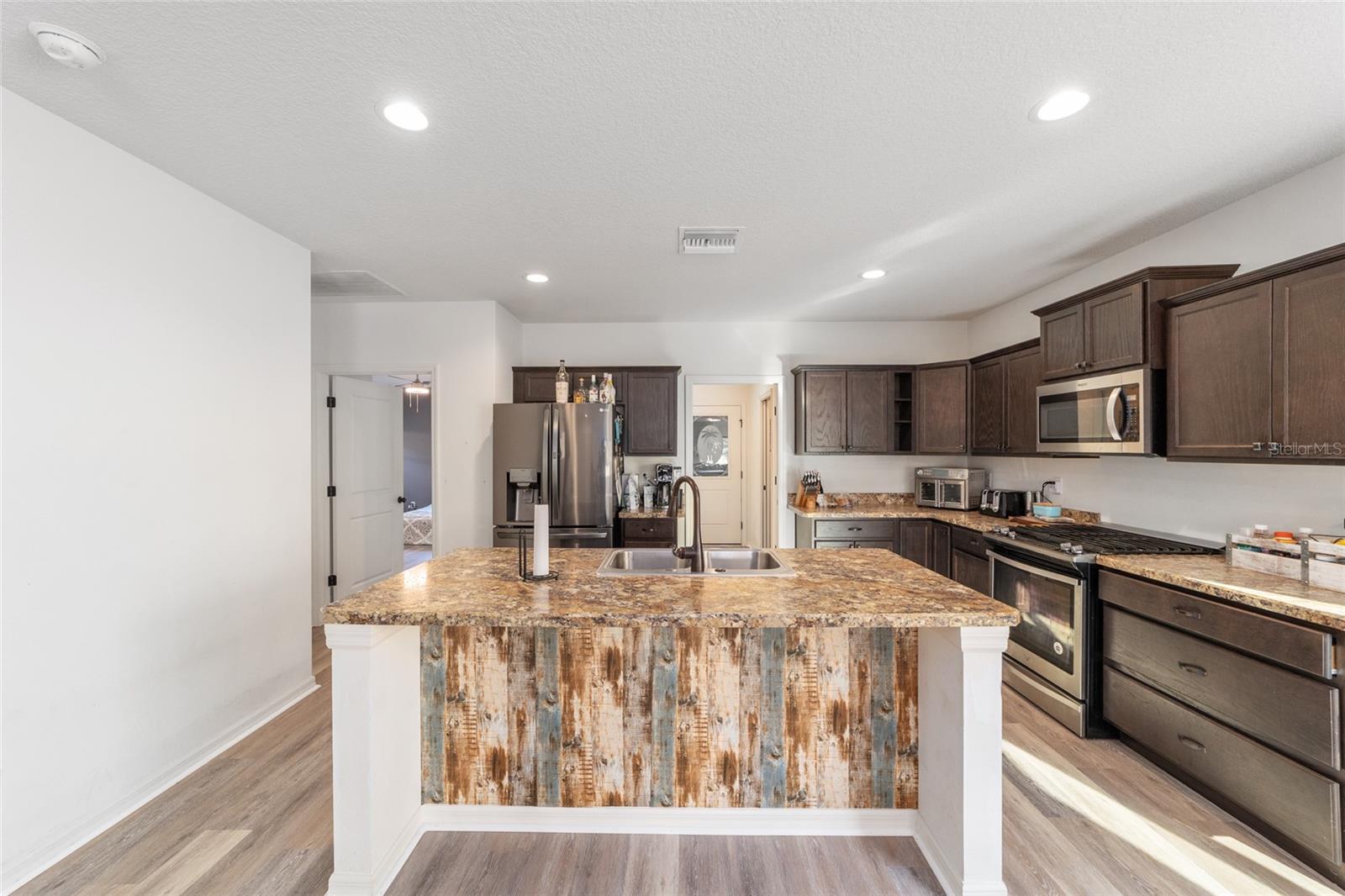 10597 GRAND OAKS BLVD, OXFORD, FL, 34484
