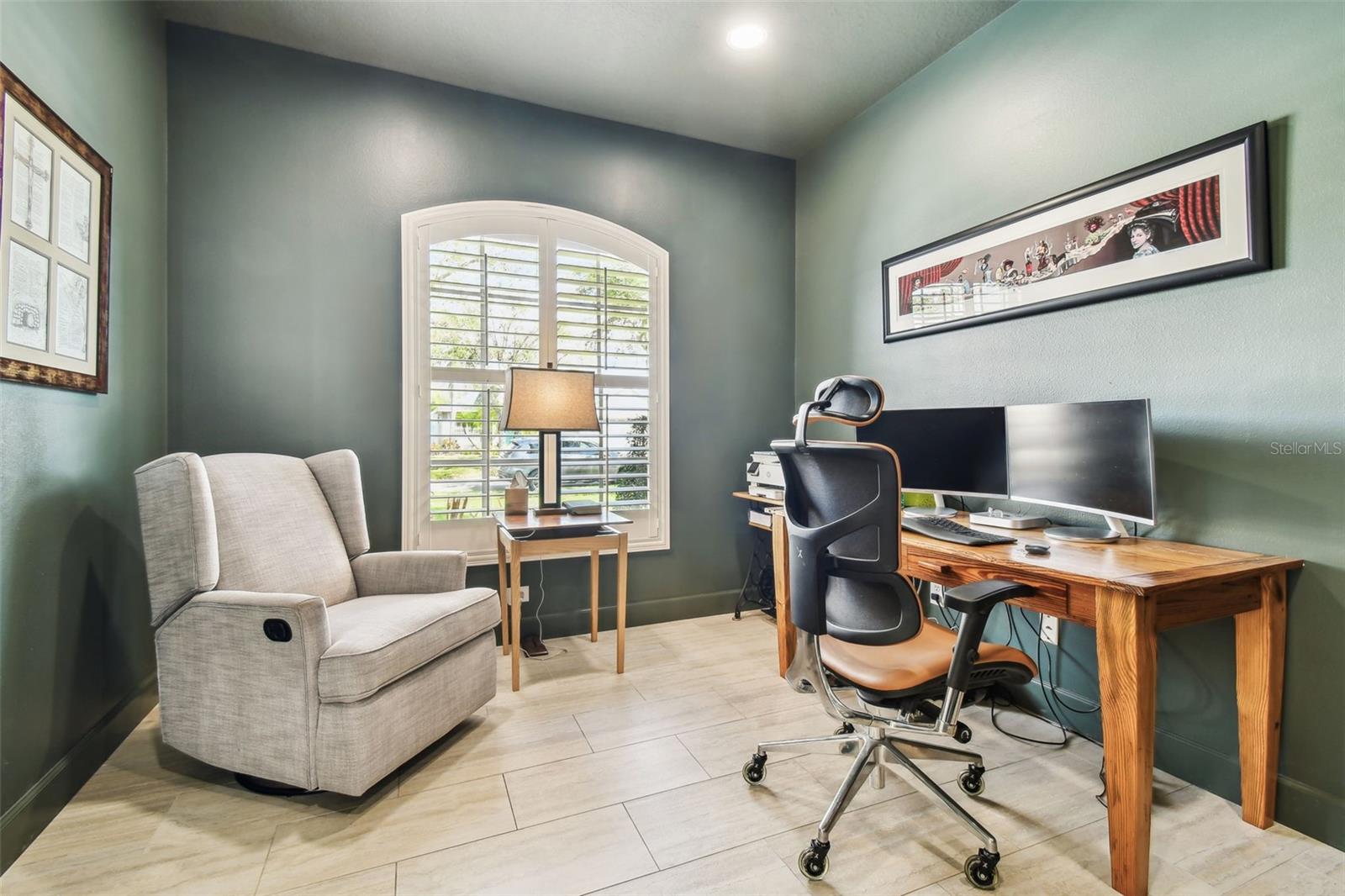 12037 MOUNTBATTEN DR, TAMPA, FL, 33626