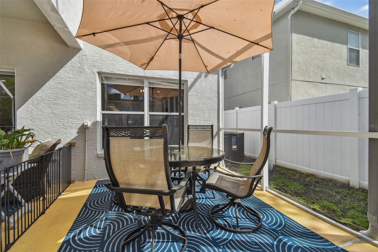 12037 MOUNTBATTEN DR, TAMPA, FL, 33626