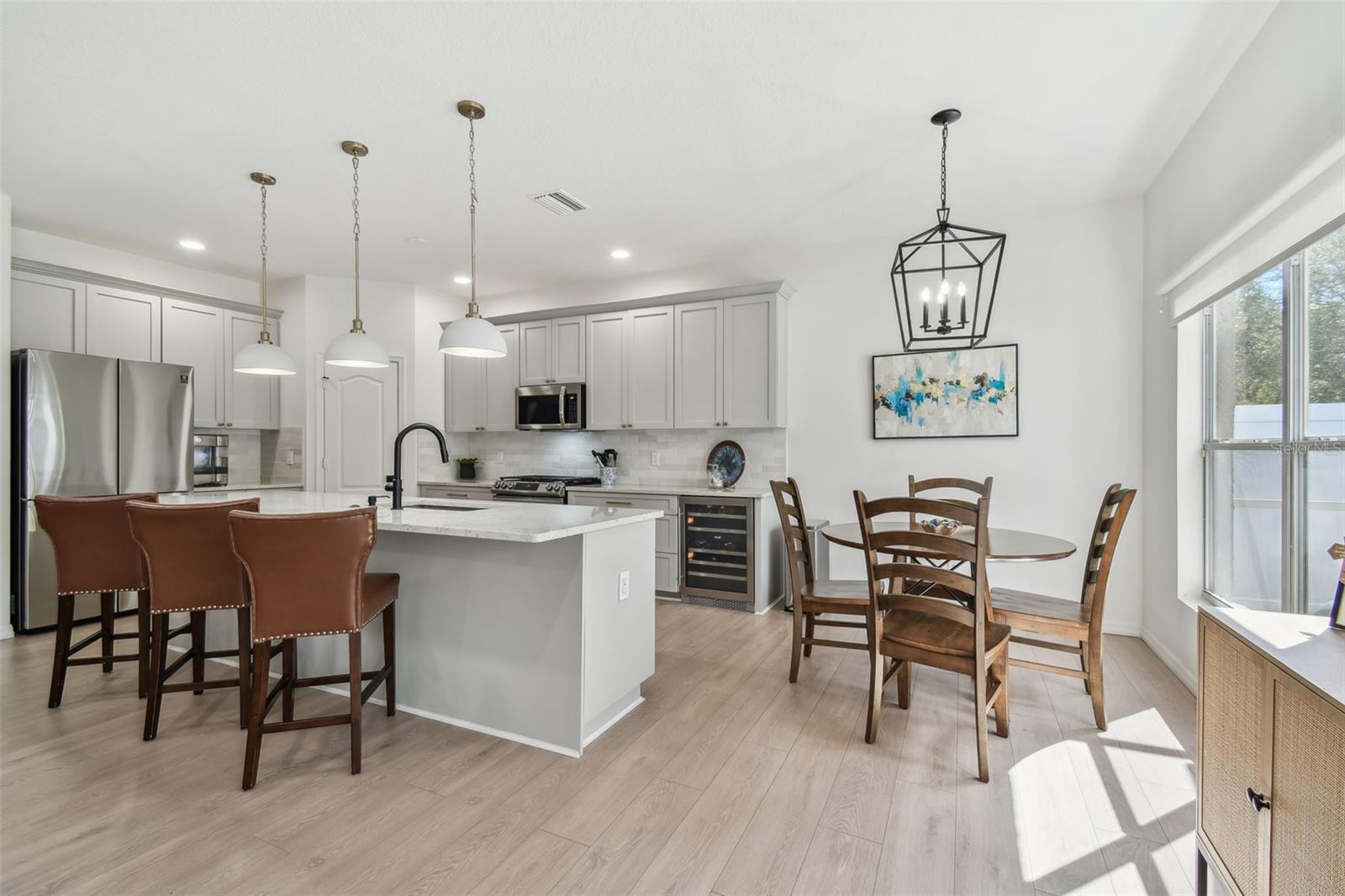 12037 MOUNTBATTEN DR, TAMPA, FL, 33626