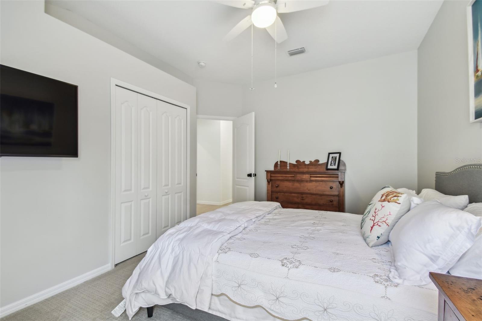 12037 MOUNTBATTEN DR, TAMPA, FL, 33626