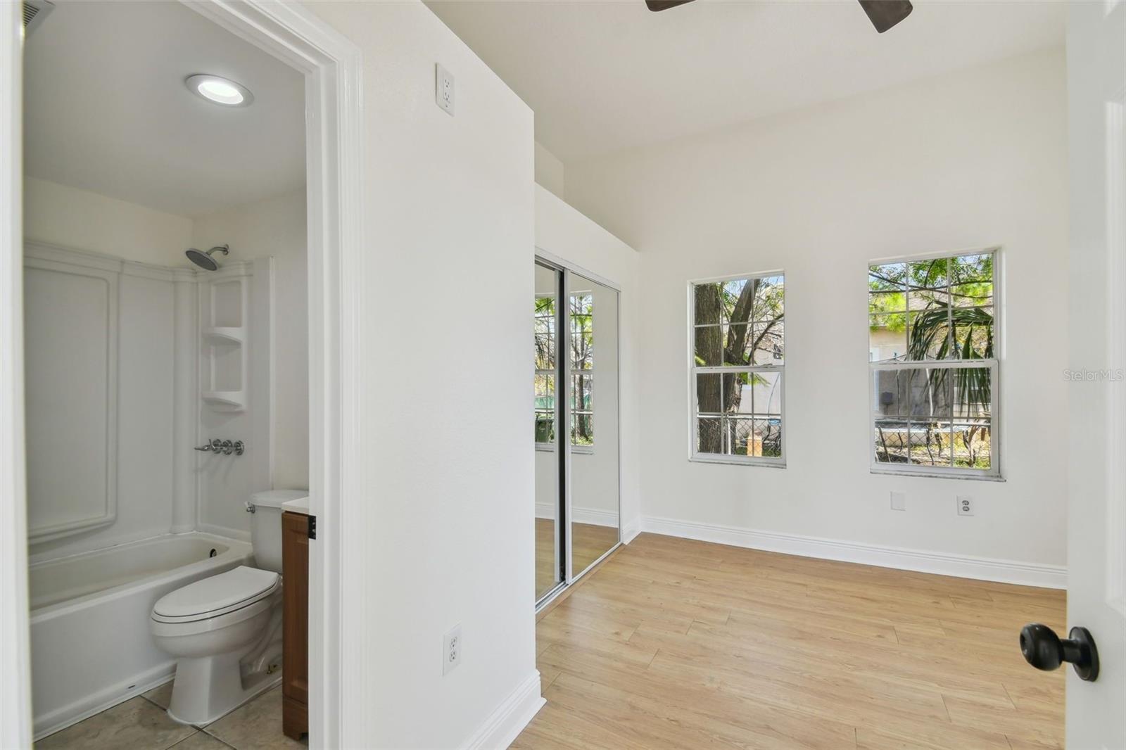 2725 W BEACH ST, TAMPA, FL, 33607