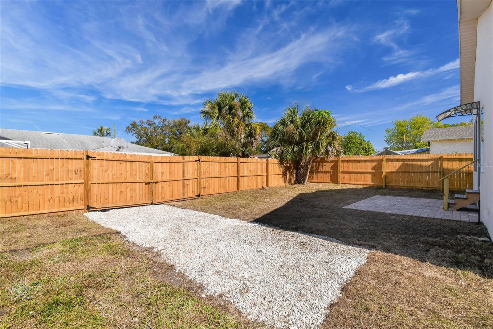 2725 W BEACH ST, TAMPA, FL, 33607