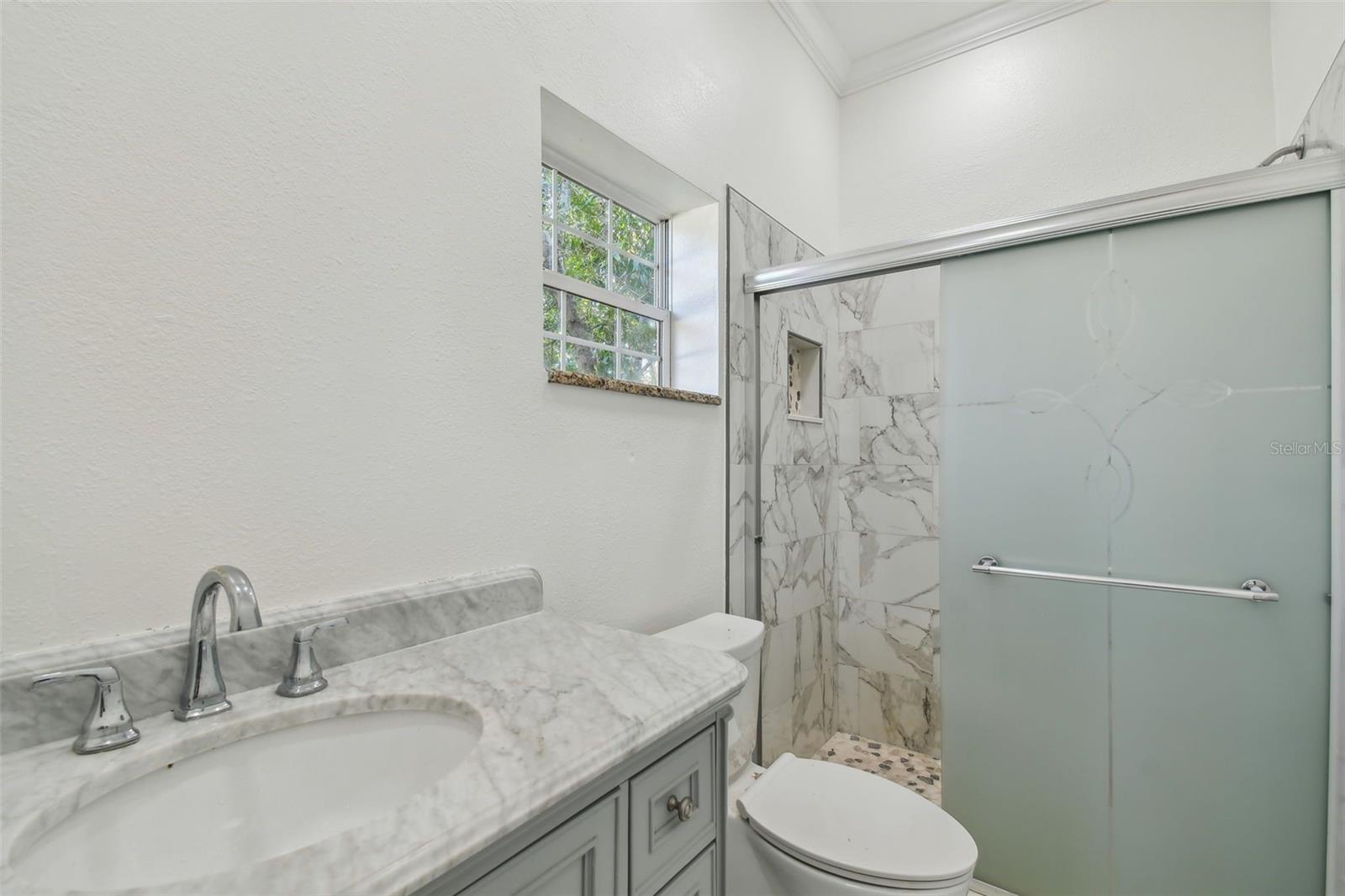 2725 W BEACH ST, TAMPA, FL, 33607