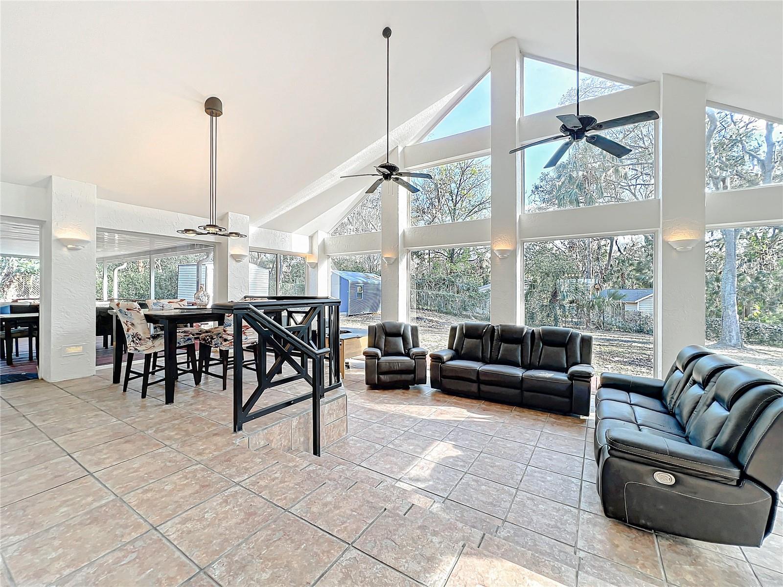 11335 MCMULLEN LOOP, RIVERVIEW, FL, 33569
